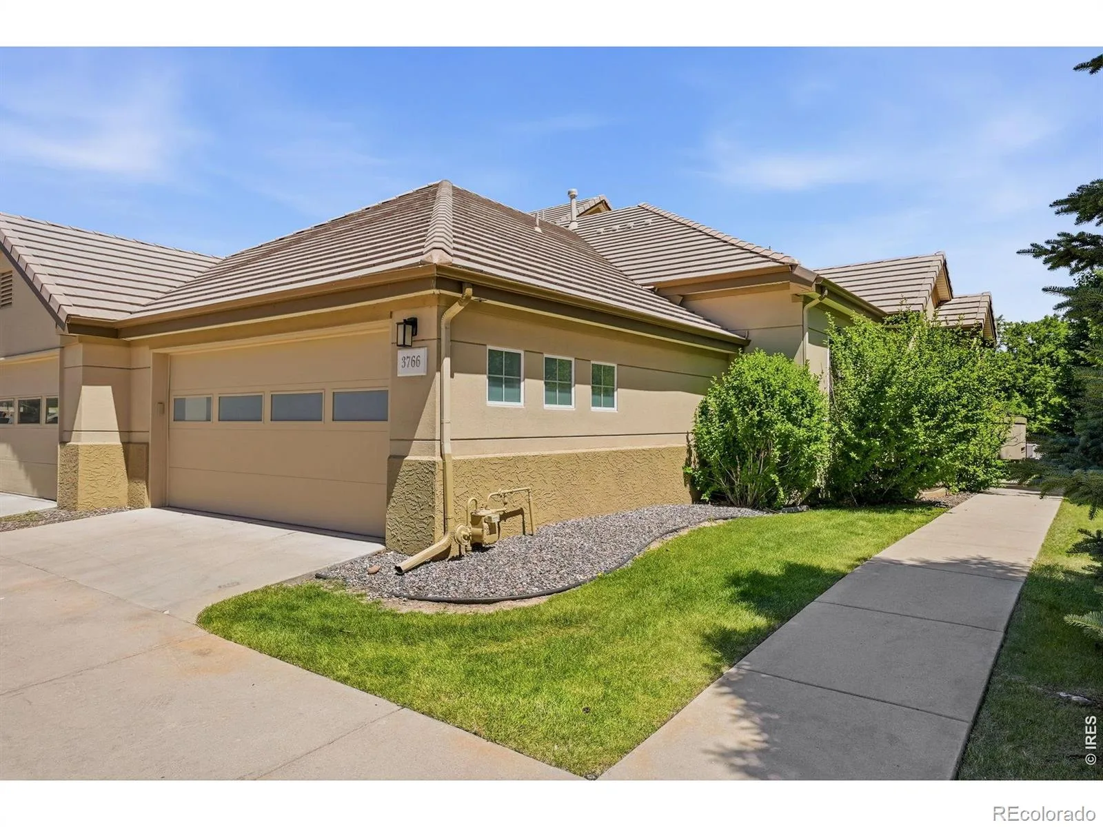 3766 Florentine Circle Longmont CO 80503 | MLS #RECIR1061937 06162026222300 1600 40