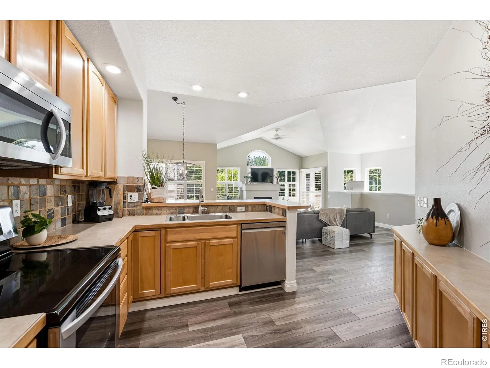 3766 Florentine Circle Longmont CO 80503 | MLS #RECIR1061937 06162026222300 1600 9