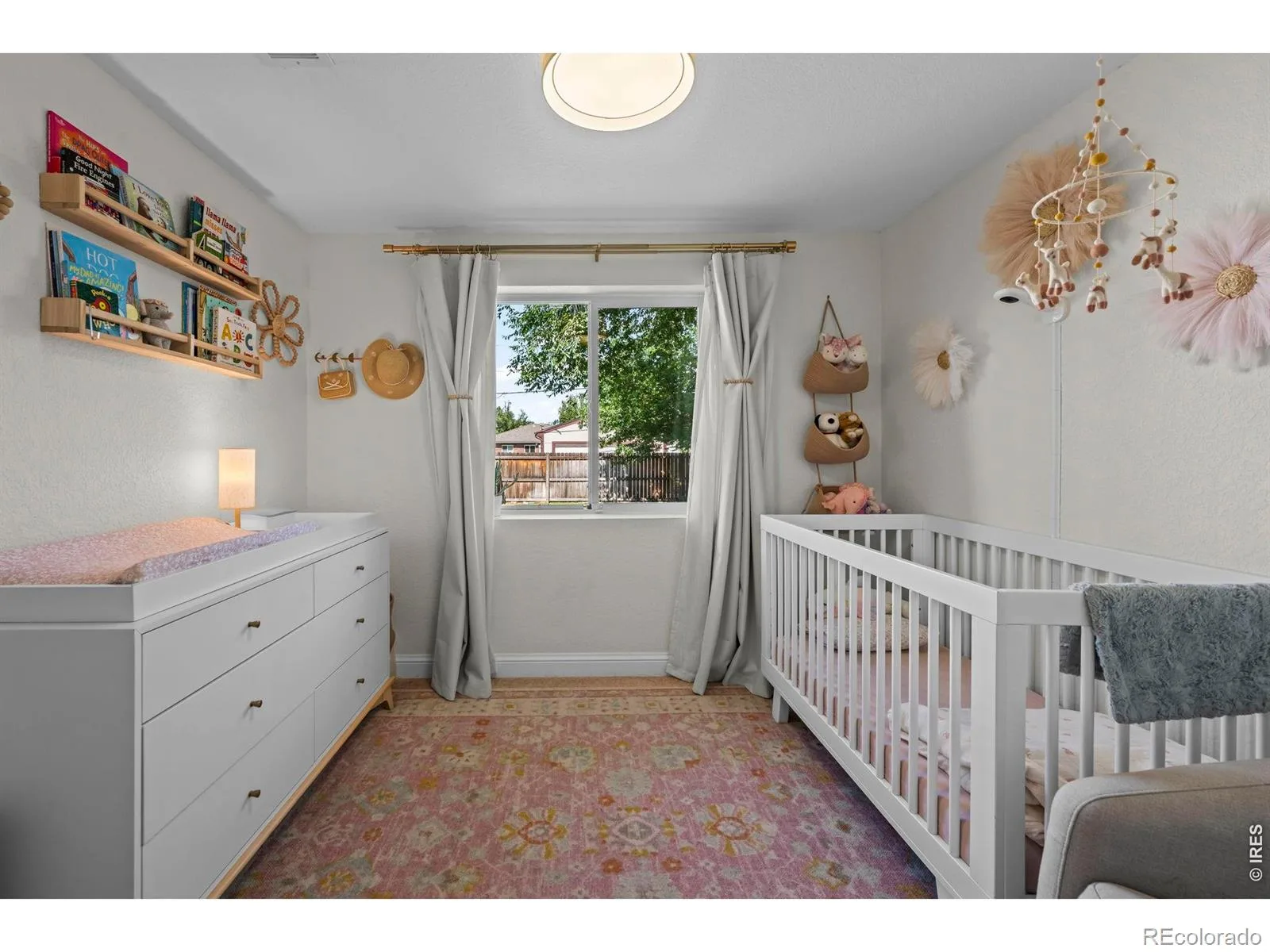 3051 Grape Street Denver CO 80207 MLS #RECIR1061944 06162026222340 1600 16