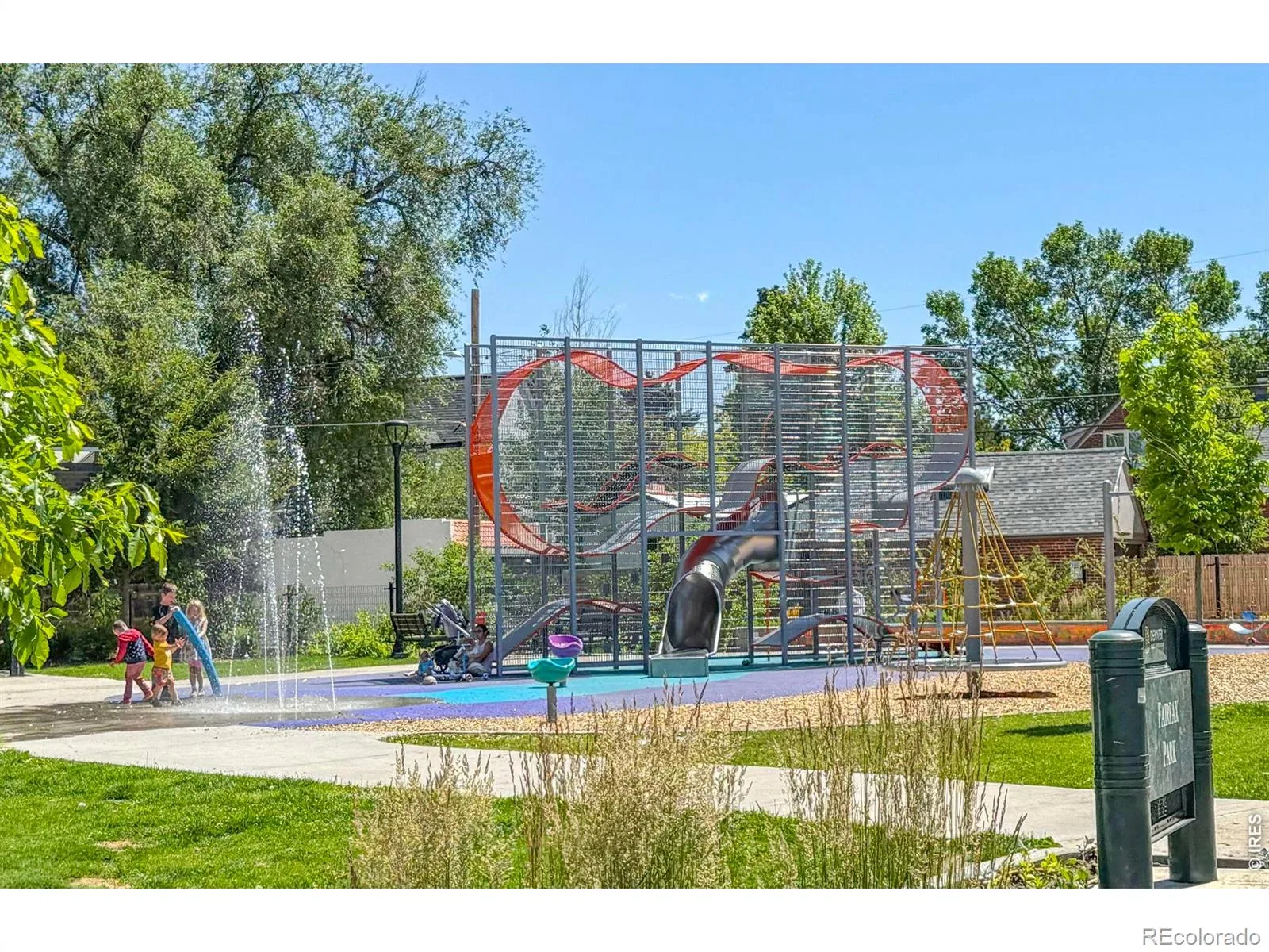 3051 Grape Street Denver CO 80207 MLS #RECIR1061944 06162026222340 1600 32