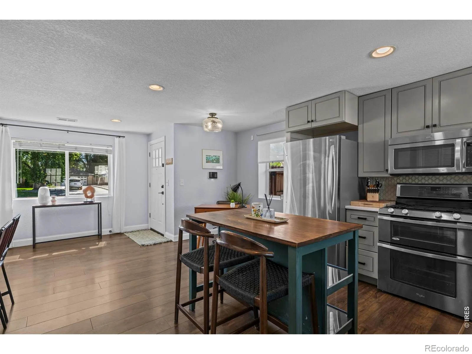 3051 Grape Street Denver CO 80207 MLS #RECIR1061944 06162026222340 1600 4