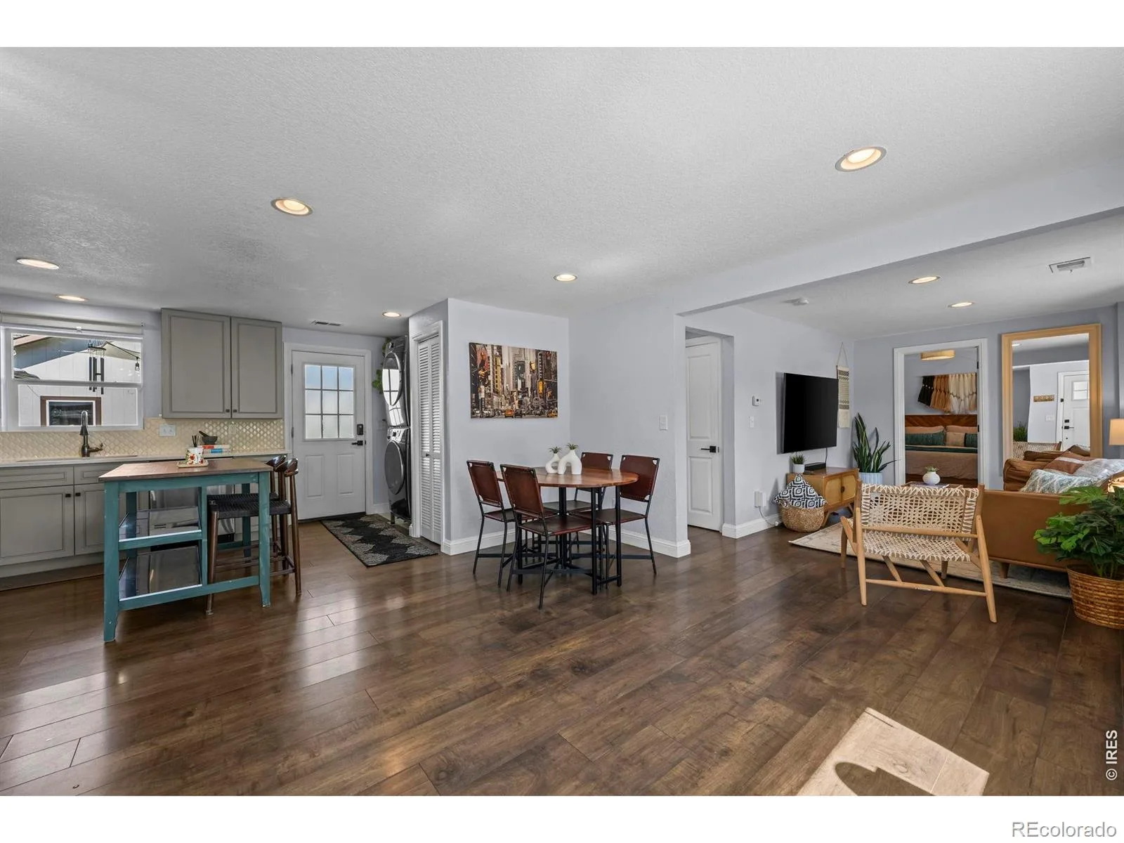 3051 Grape Street Denver CO 80207 MLS #RECIR1061944 06162026222340 1600 5