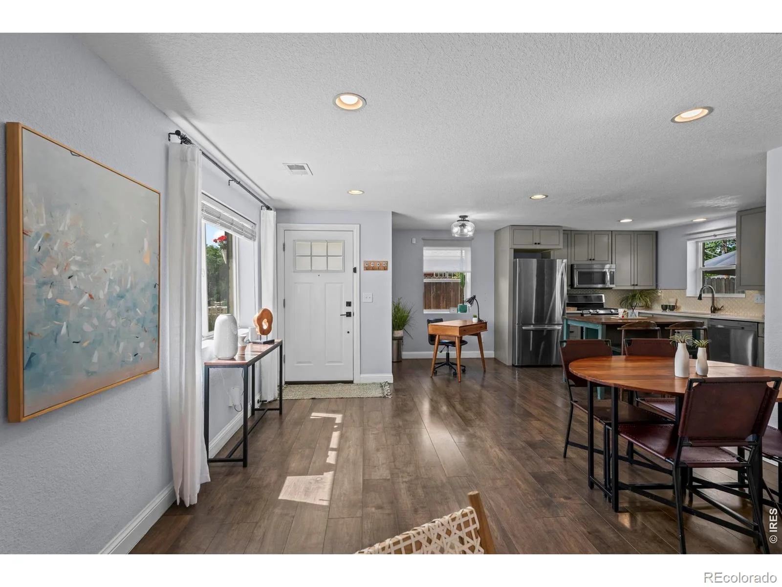 3051 Grape Street Denver CO 80207 MLS #RECIR1061944 06162026222340 1600 6
