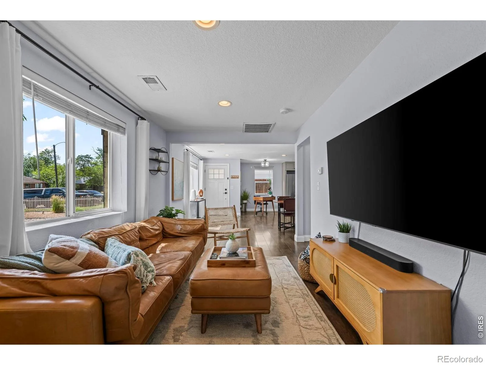 3051 Grape Street Denver CO 80207 MLS #RECIR1061944 06162026222340 1600 9