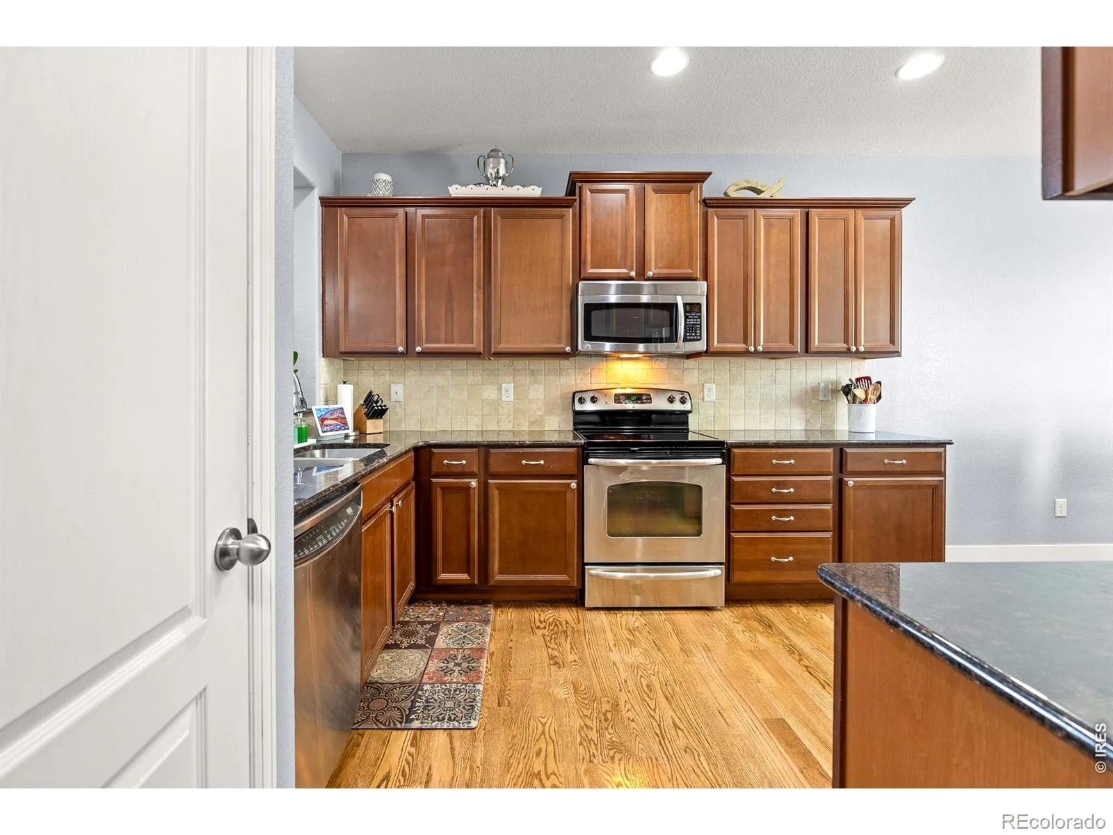 1735 Trevor Court Longmont CO 80501 | MLS #RECIR1061948 06182026035626 1600 13
