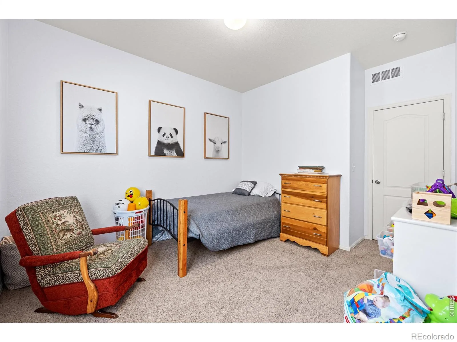 1735 Trevor Court Longmont CO 80501 | MLS #RECIR1061948 06182026035626 1600 29