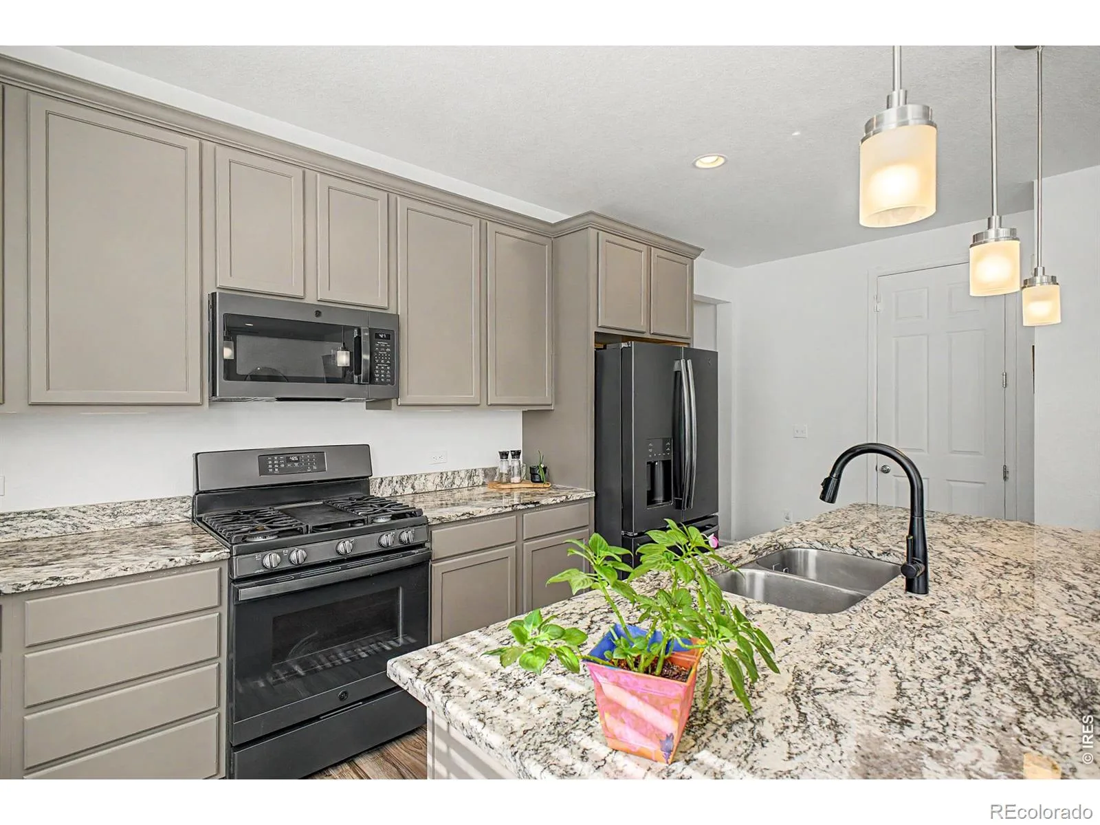 26772 E Ellsworth Avenue Aurora CO 80018 | MLS #RECIR1061957 06162026233141 1600 5