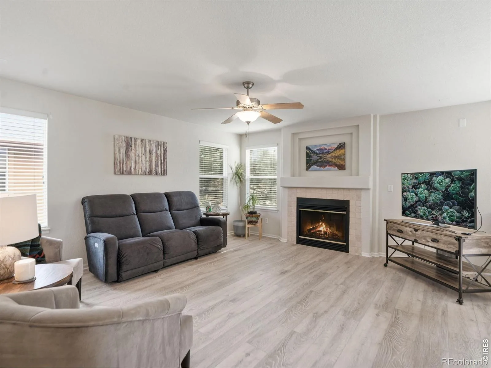 12651 James Circle Broomfield CO 80020 MLS #RECIR1061982 06172026060447 1600 10