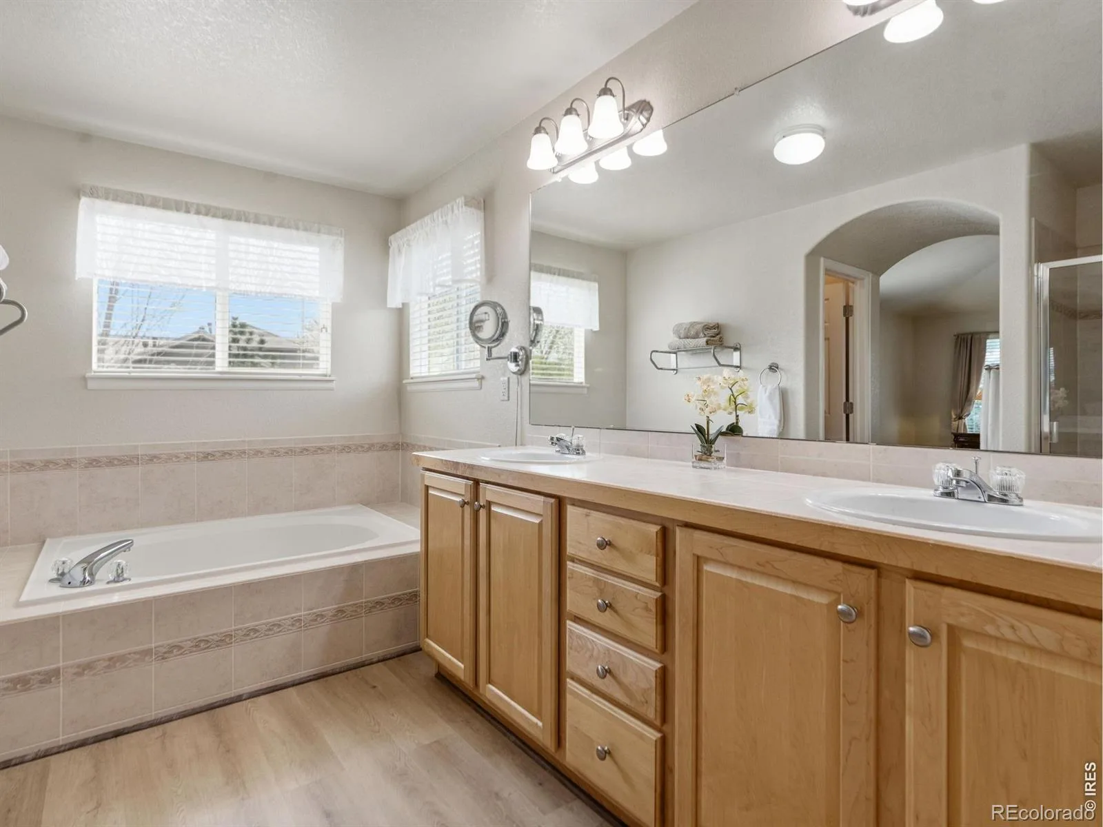 12651 James Circle Broomfield CO 80020 MLS #RECIR1061982 06172026060447 1600 25