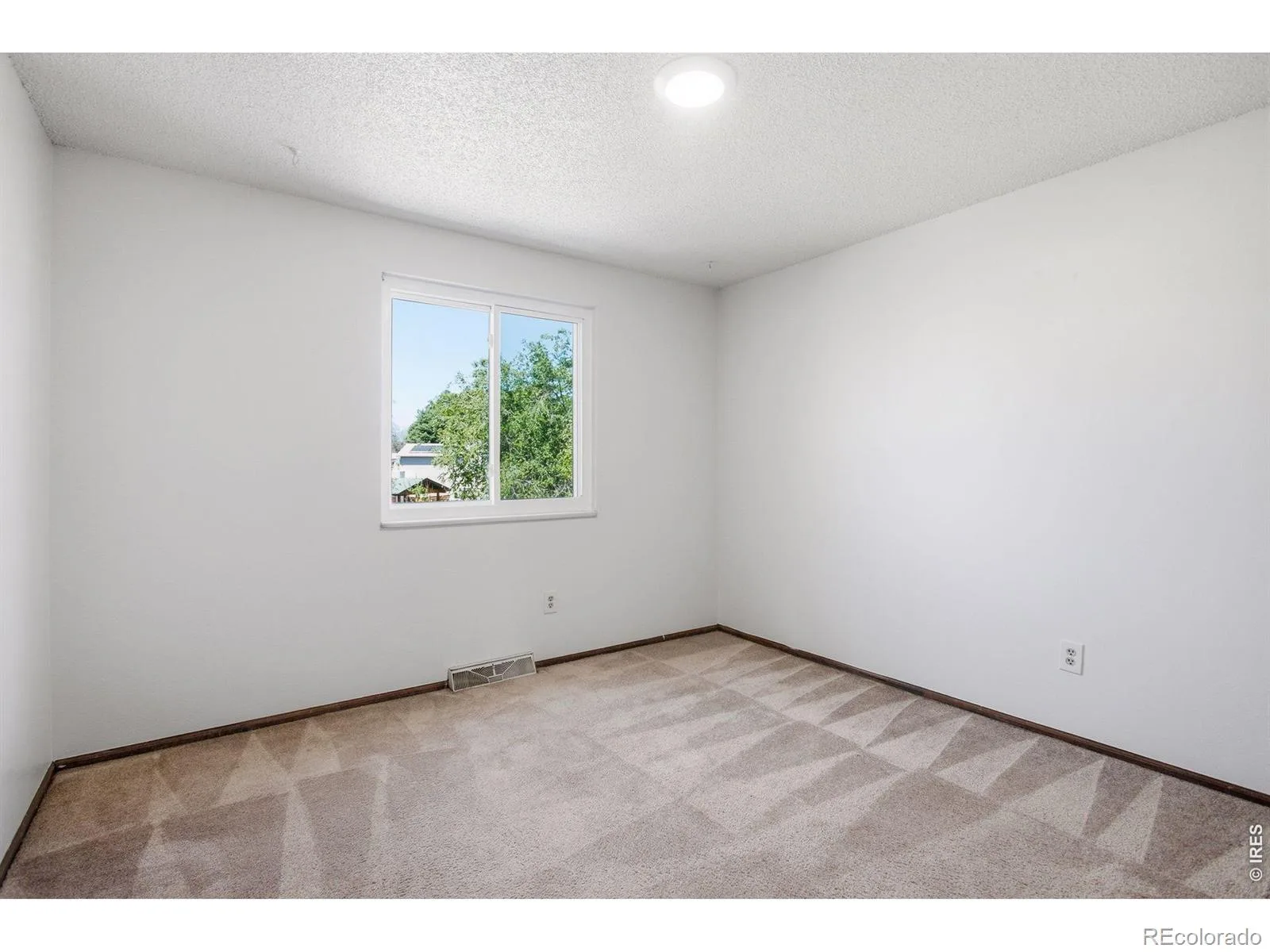 9620 W 105th Place Broomfield CO 80021 MLS #RECIR1062018 06172026180509 1600 26