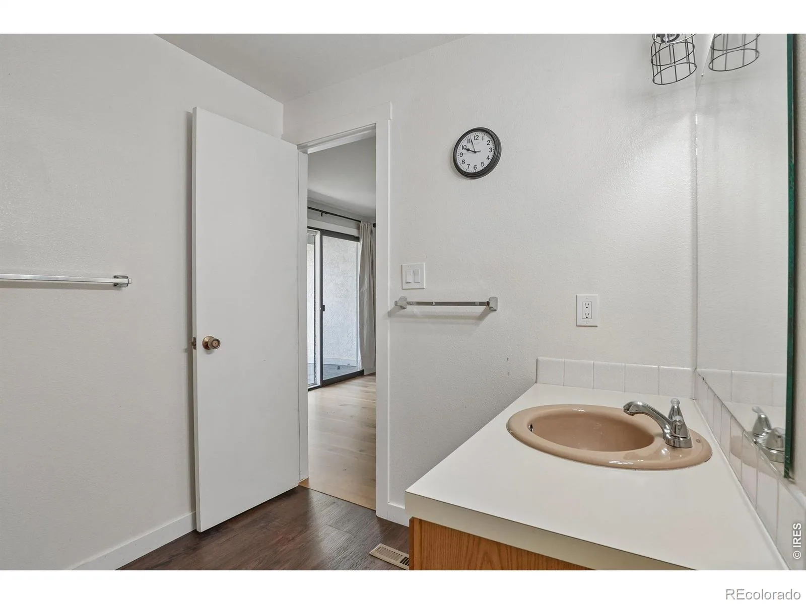 2135 Meadow Court #C Longmont CO 80501 | MLS #RECIR1062058 08102026163639 1600 33