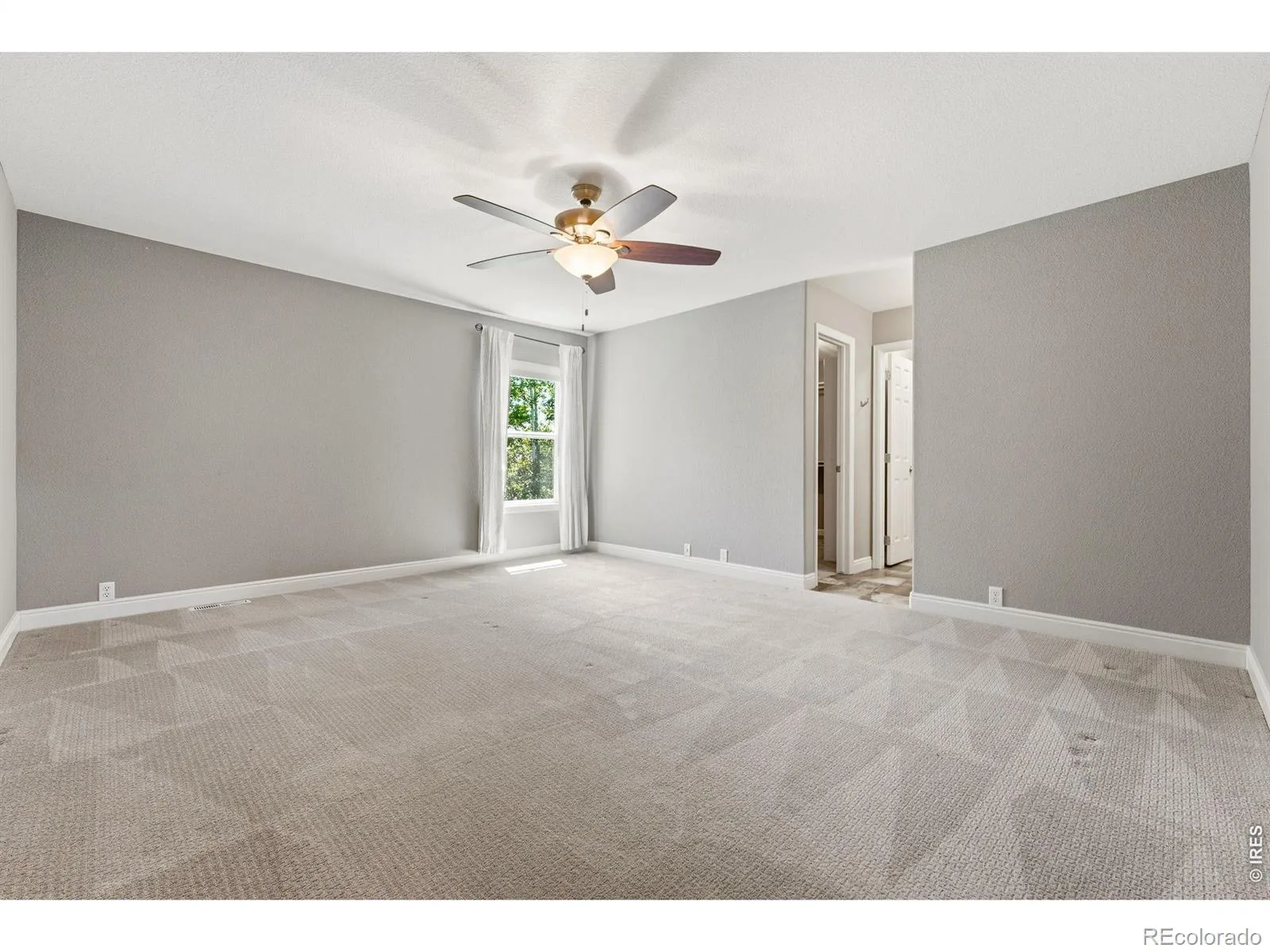 1604 Naples Lane Longmont CO 80503 MLS #RECIR1062084 06182026000130 1600 25
