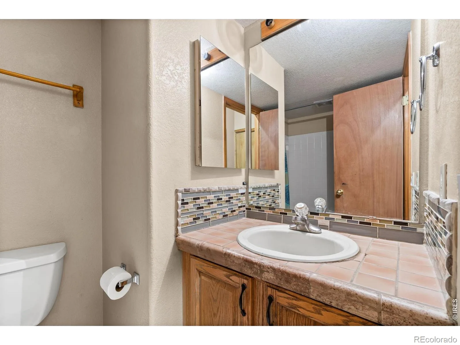 15731 W 64th Place Arvada CO 80007 | MLS #RECIR1062152 06192026041355 1600 13
