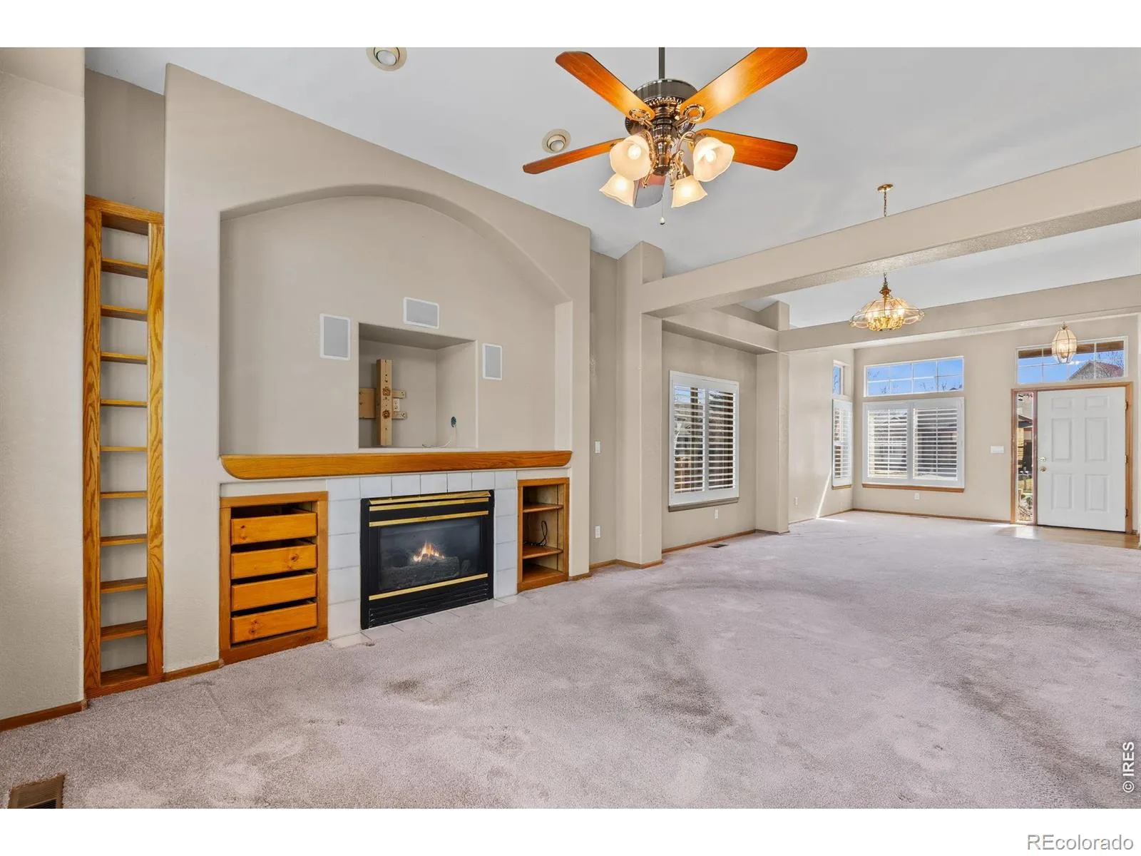 15731 W 64th Place Arvada CO 80007 | MLS #RECIR1062152 06192026041355 1600 5