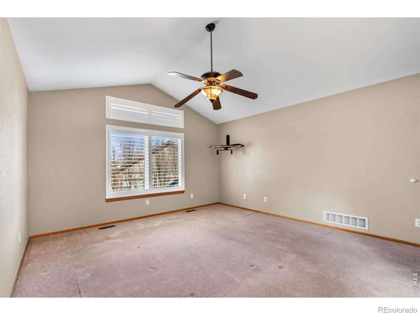 15731 W 64th Place Arvada CO 80007 | MLS #RECIR1062152 06192026041355 1600 9