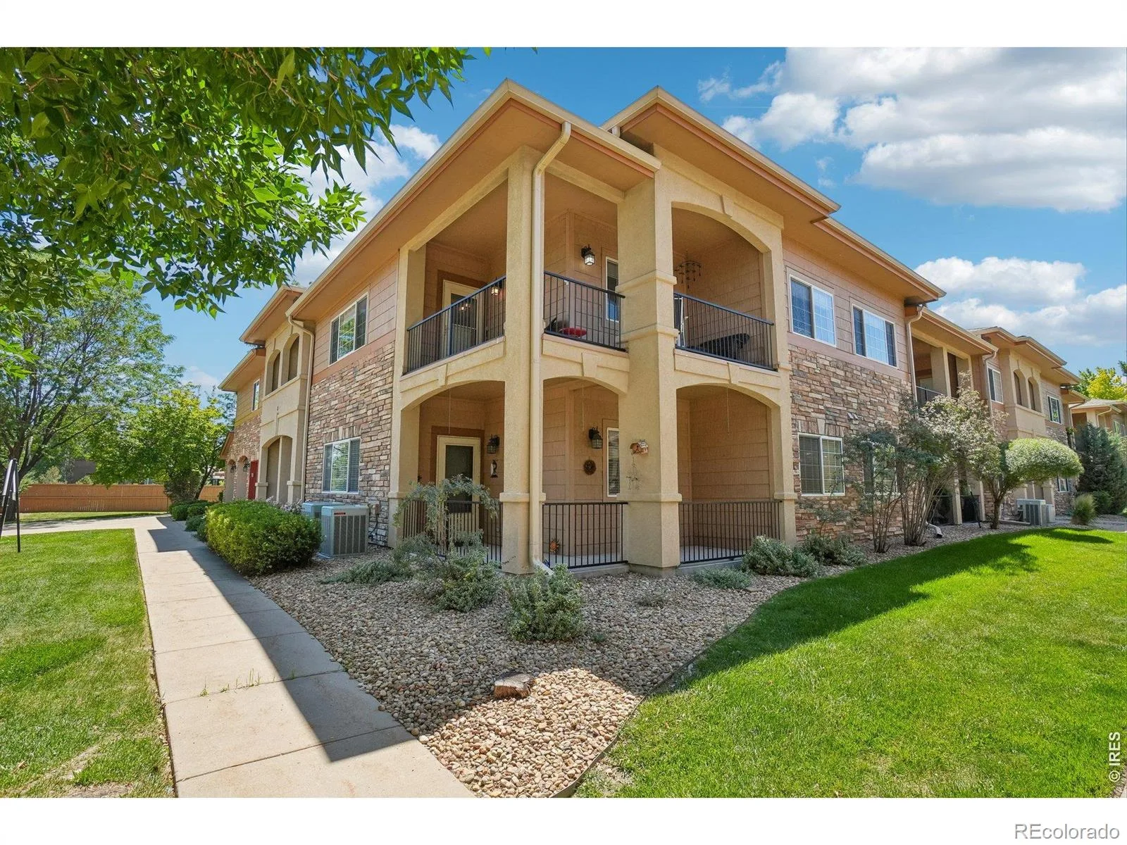 1703 Whitehall Drive #8C Longmont CO 80504 | MLS #RECIR1062162 06182026235446 1600 1