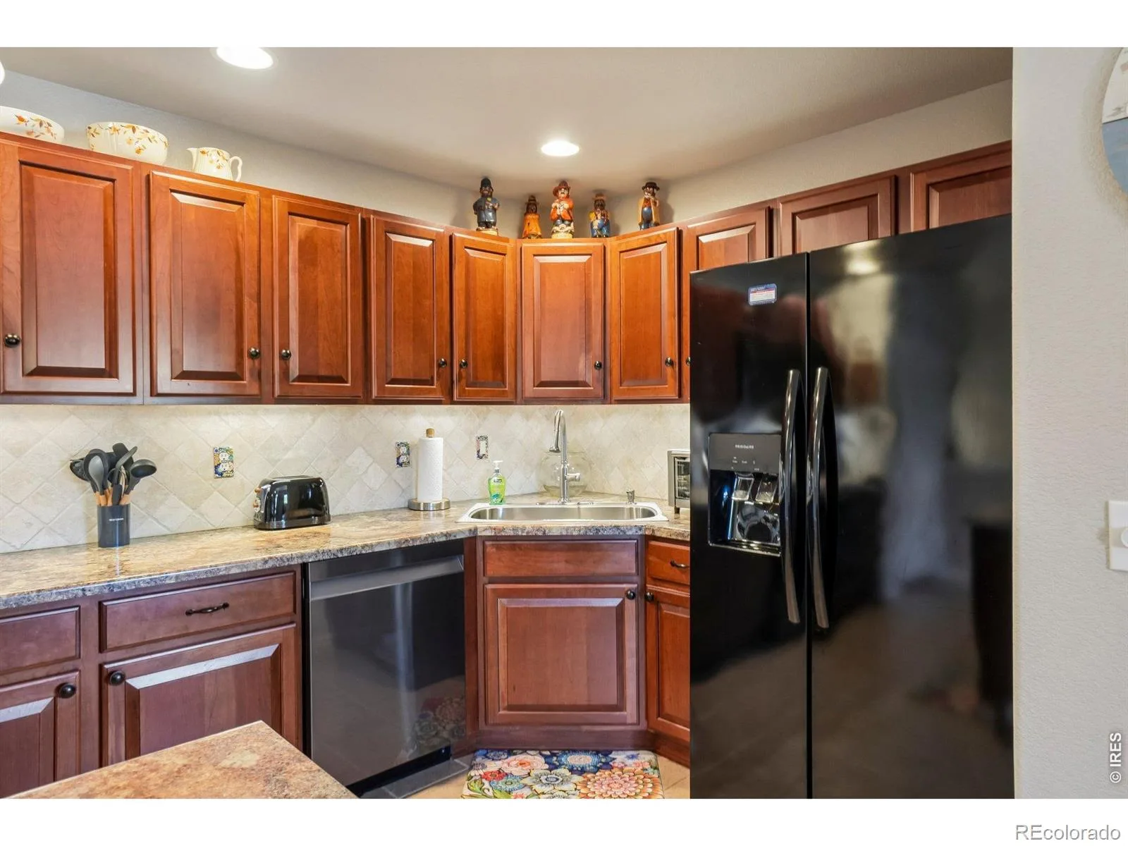 1703 Whitehall Drive #8C Longmont CO 80504 | MLS #RECIR1062162 06182026235446 1600 18