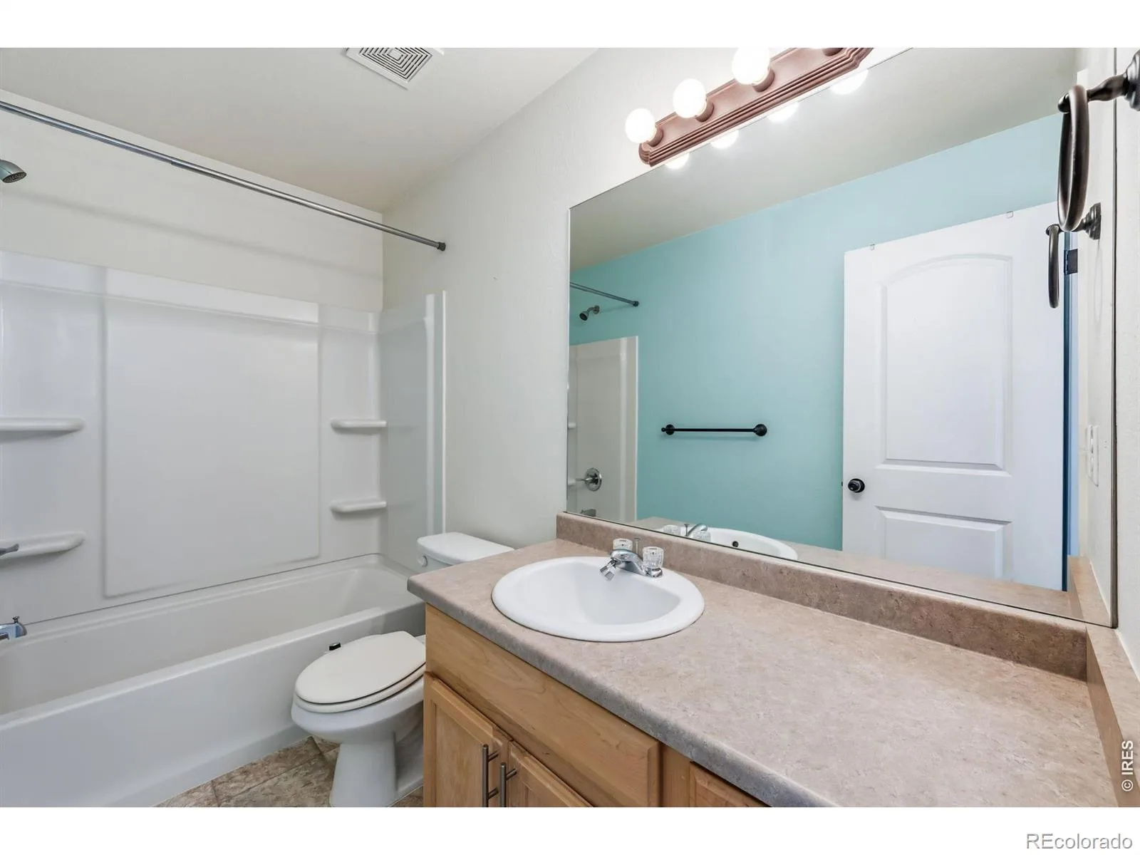 11431 Cherryvale Street Firestone CO 80504 | MLS #RECIR1062197 06182026235517 1600 17
