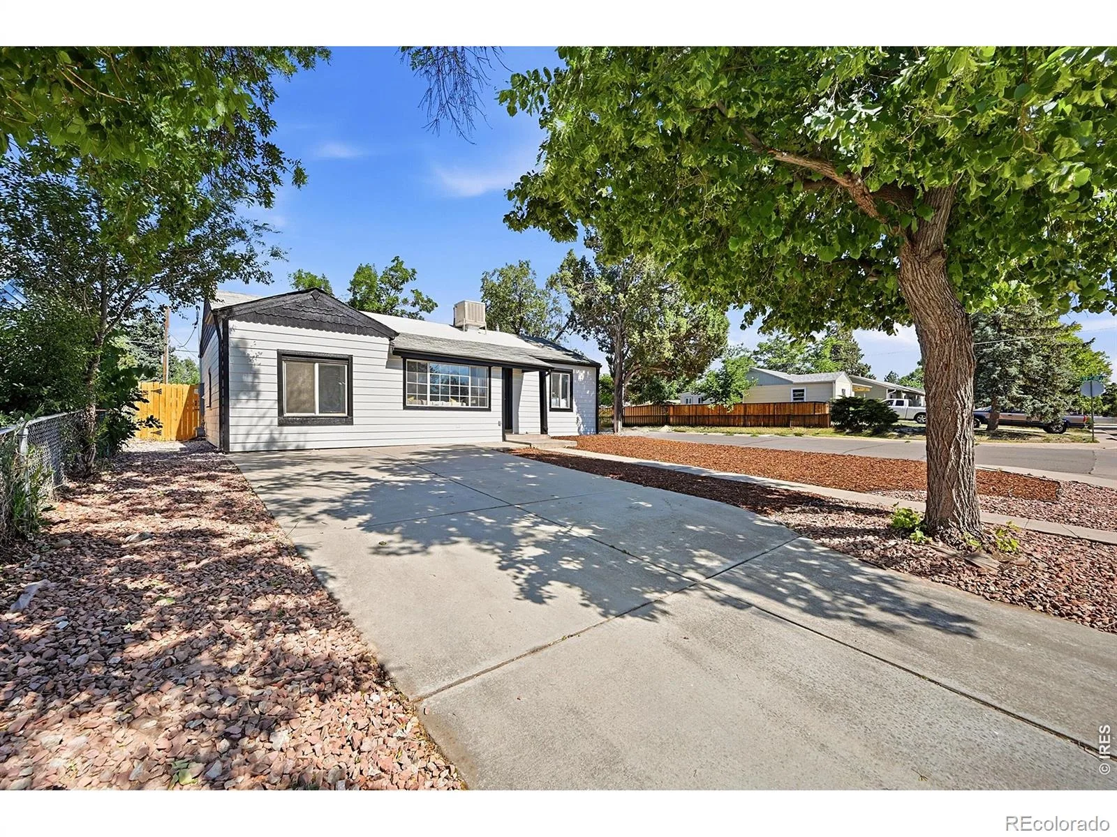 1902 Kenton Street Aurora CO 80010 | MLS #RECIR1062208 08112026003748 1600 2