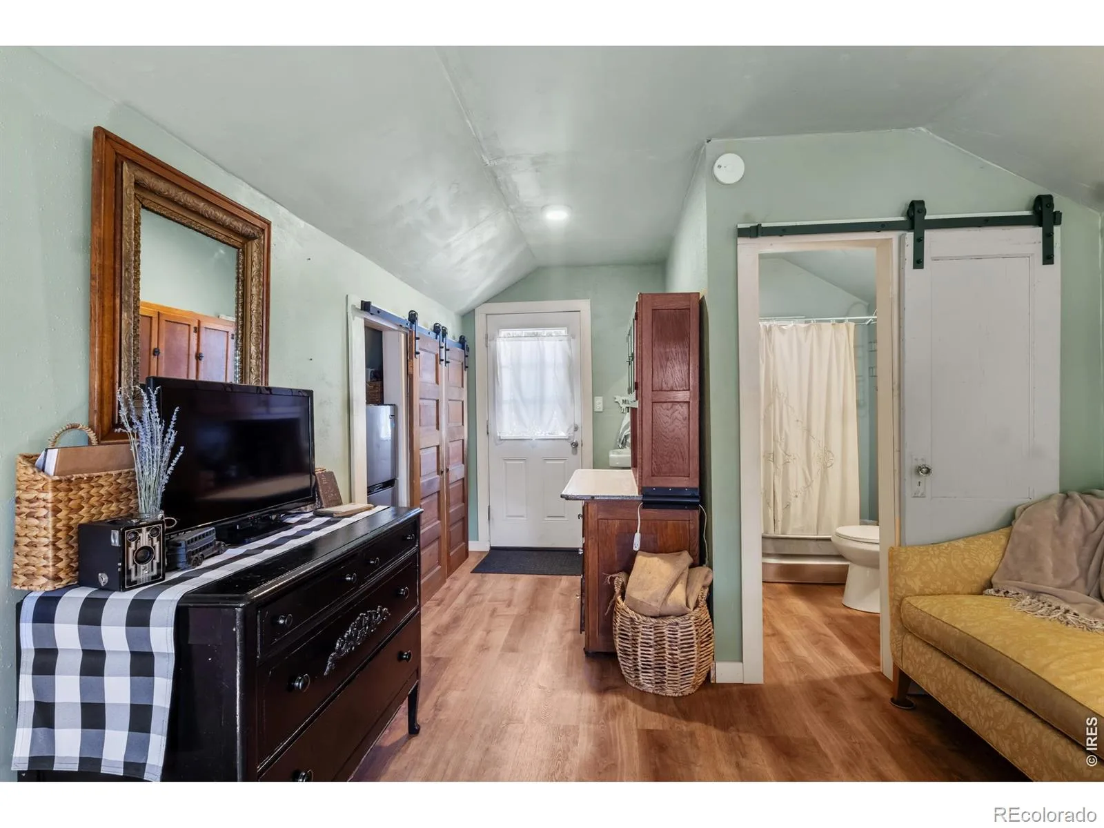 128 Bowen Street Longmont CO 80501 | MLS #RECIR1062241 06192026060753 1600 32