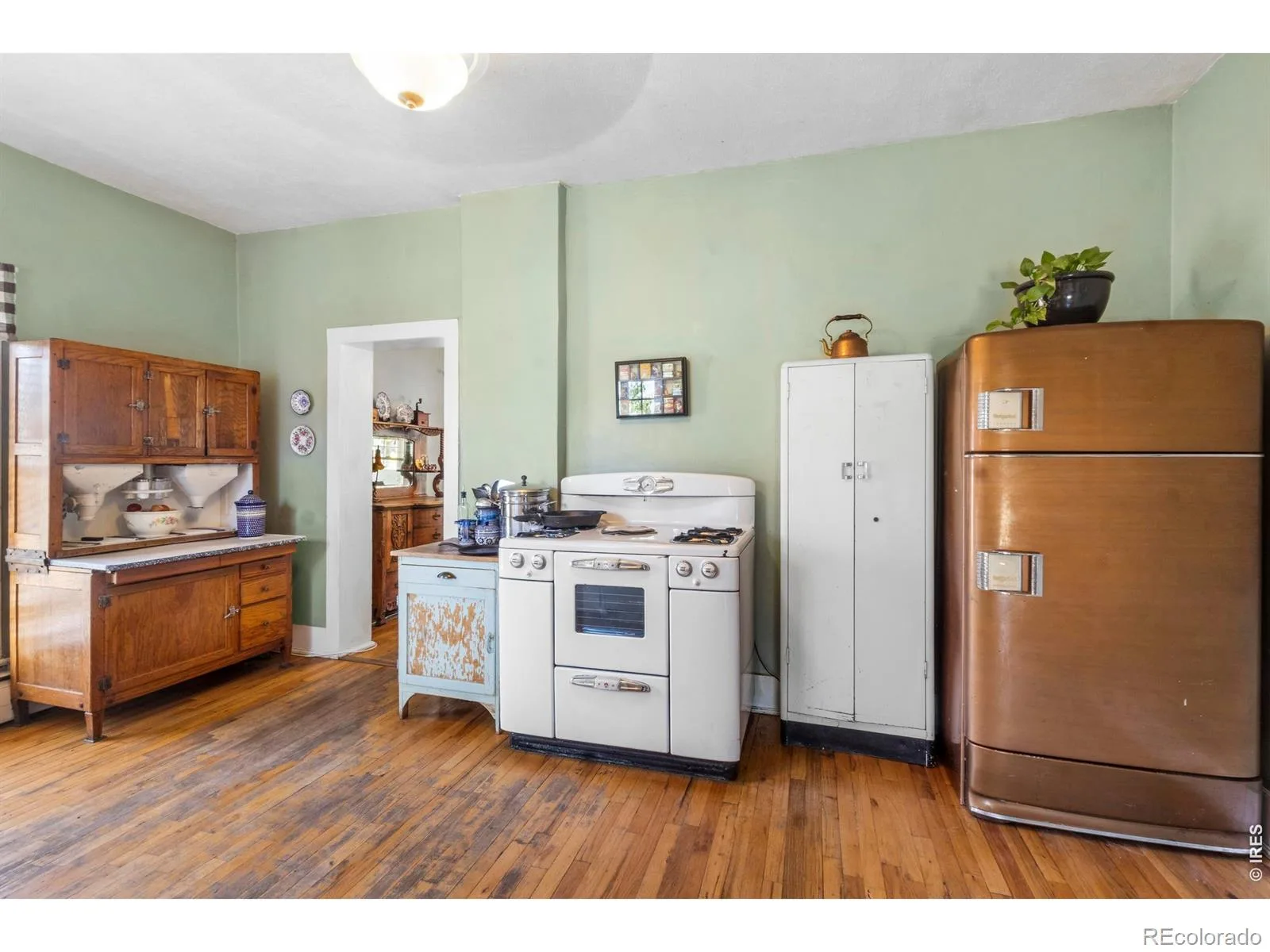 128 Bowen Street Longmont CO 80501 | MLS #RECIR1062241 06192026060753 1600 9