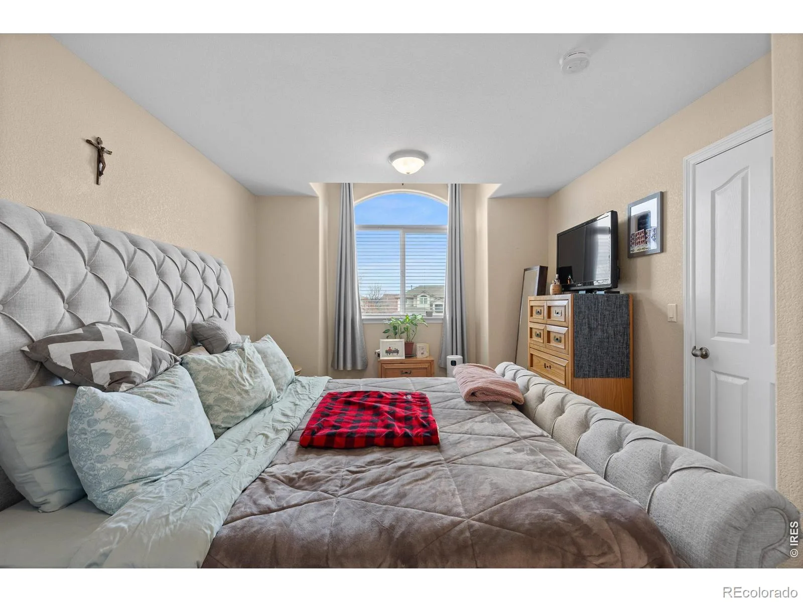 8588 W 93rd Court Broomfield CO 80021 | MLS #RECIR1062270 06192026051017 1600 46