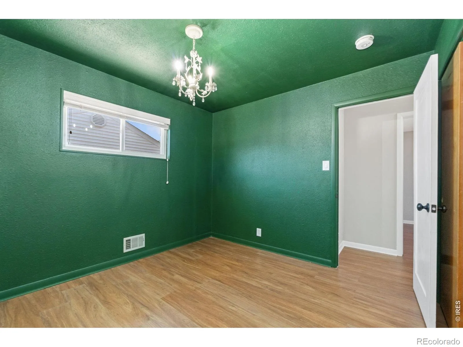 7270 Avrum Drive Denver CO 80221 | MLS #RECIR1062335 06202026011148 1600 23