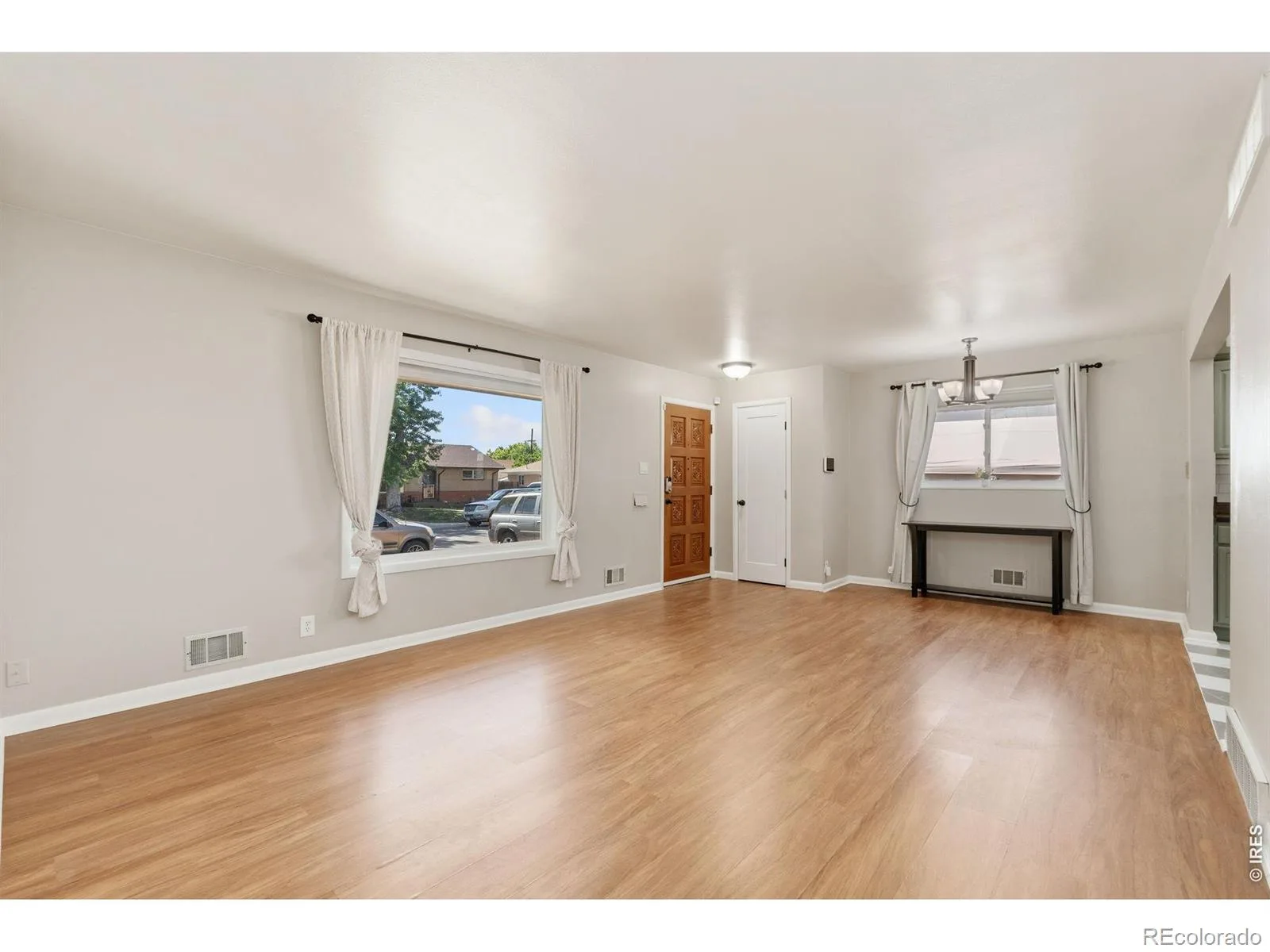 7270 Avrum Drive Denver CO 80221 | MLS #RECIR1062335 06202026011148 1600 3