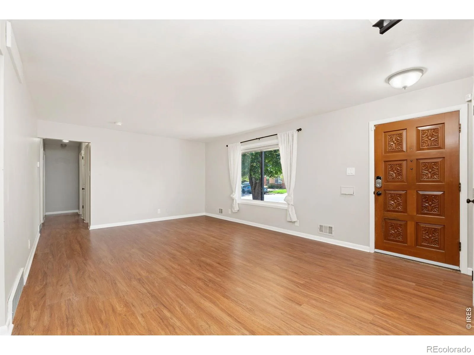 7270 Avrum Drive Denver CO 80221 | MLS #RECIR1062335 06202026011148 1600 4