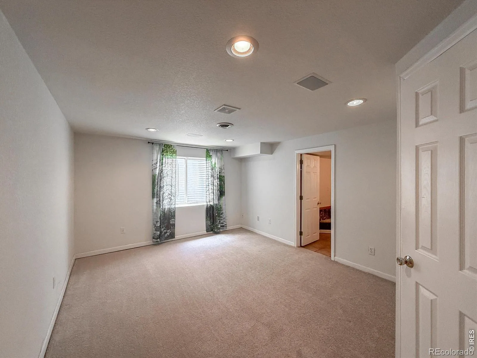 1703 Drake Street Longmont CO 80503 | MLS #RECIR1062342 08092026003807 1600 33