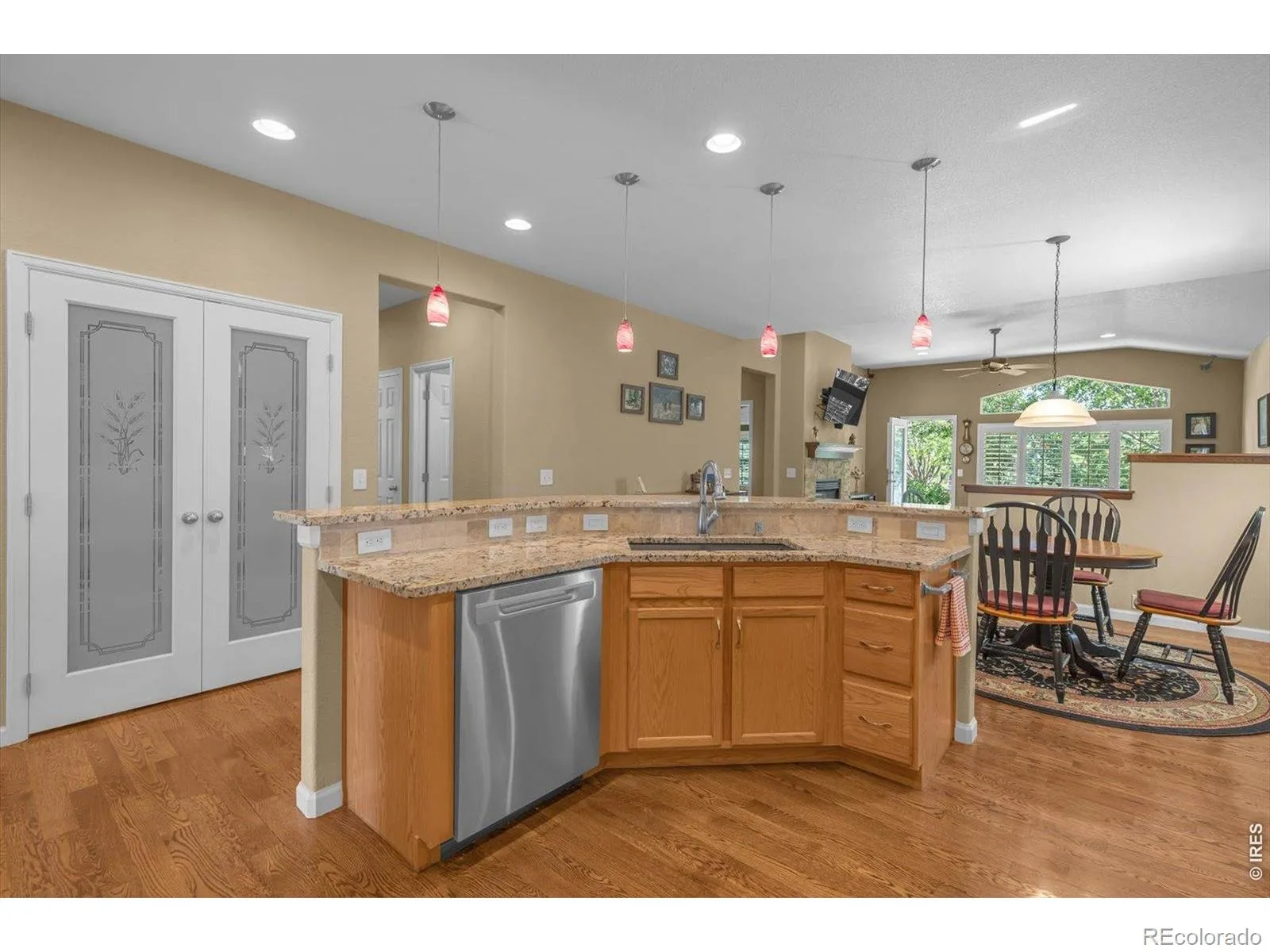 4508 Bella Vista Drive Longmont CO 80503 | MLS #RECIR1062366 06202026001829 1600 14