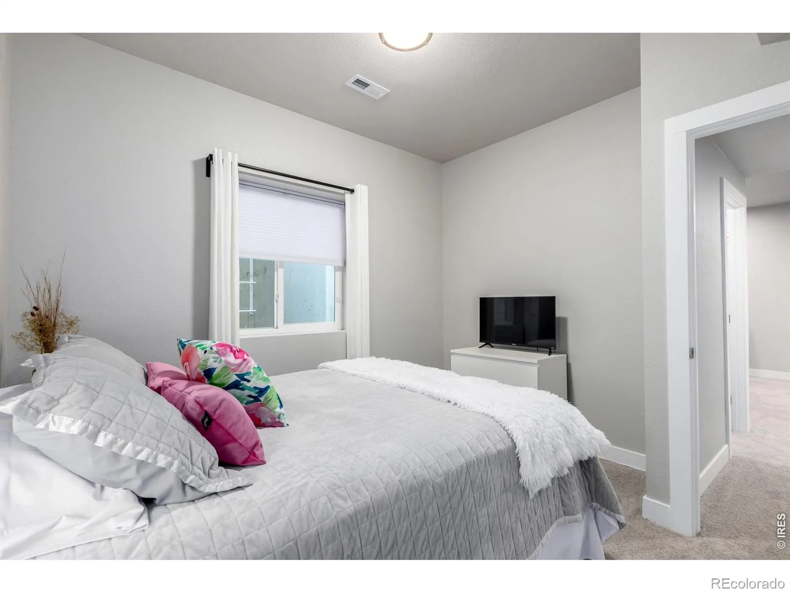 1440 W 67th Avenue Denver CO 80221 MLS #RECIR1062374 06202026002134 1600 28