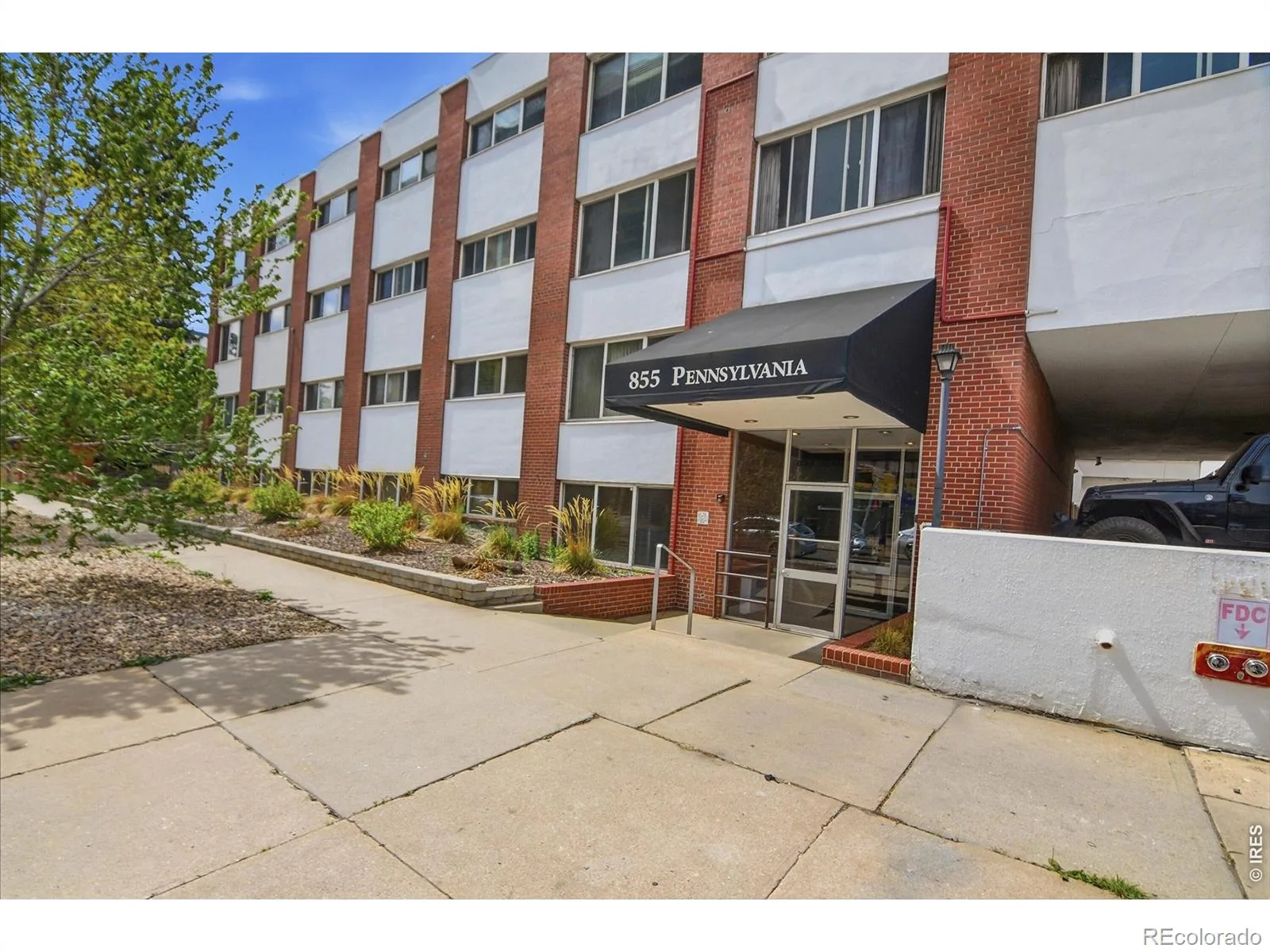 855 N Pennsylvania Street #301 Denver CO 80203 | MLS #RECIR1062392 08122026135619 1600 6