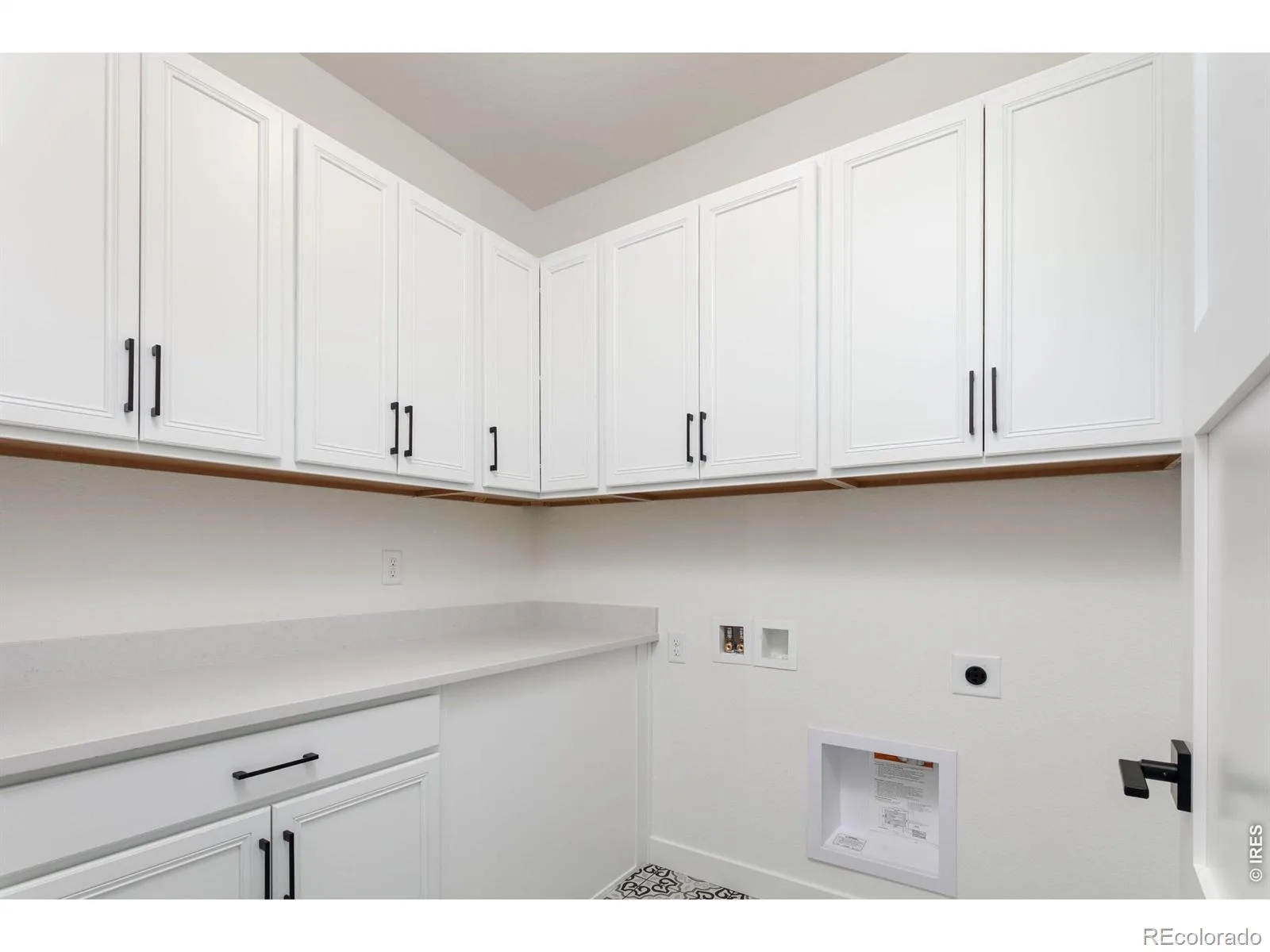 1651 Poplar Drive Erie CO 80516 | MLS #RECIR1062422 06202026202241 1600 13