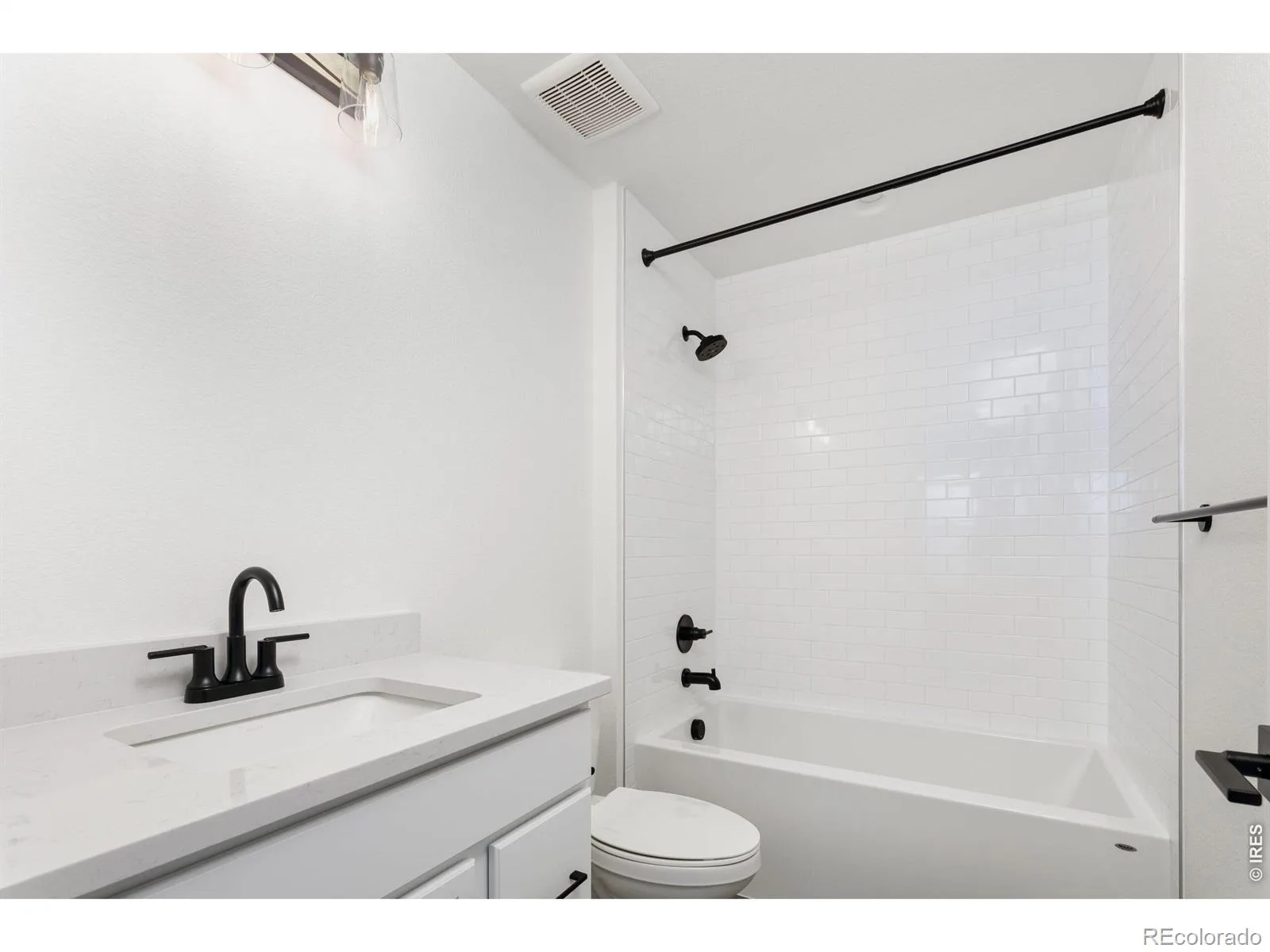 1651 Poplar Drive Erie CO 80516 | MLS #RECIR1062422 06202026202241 1600 22