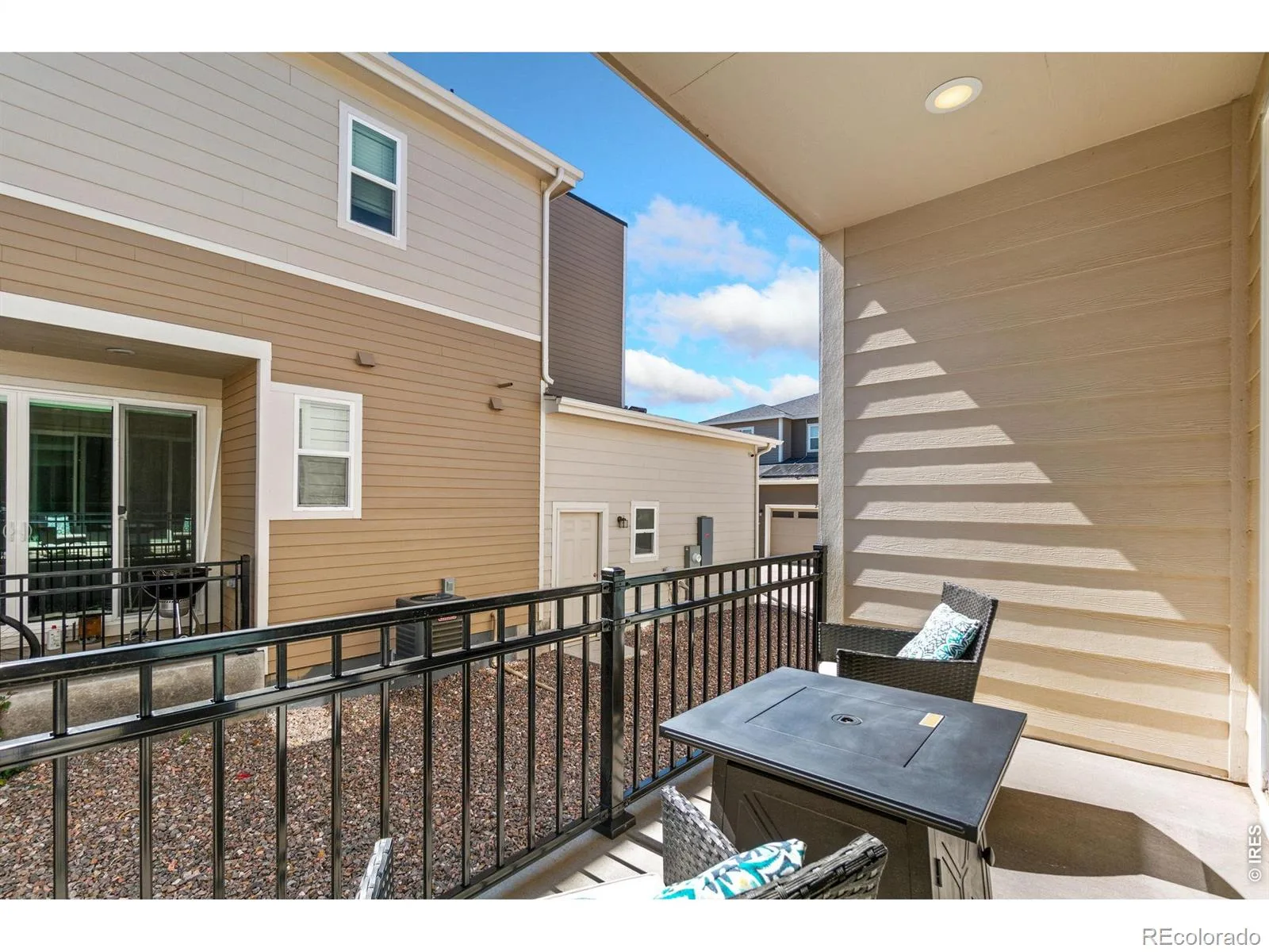 24351 E 41st Avenue Aurora CO 80019 | MLS #RECIR1062469 06222026191131 1600 17