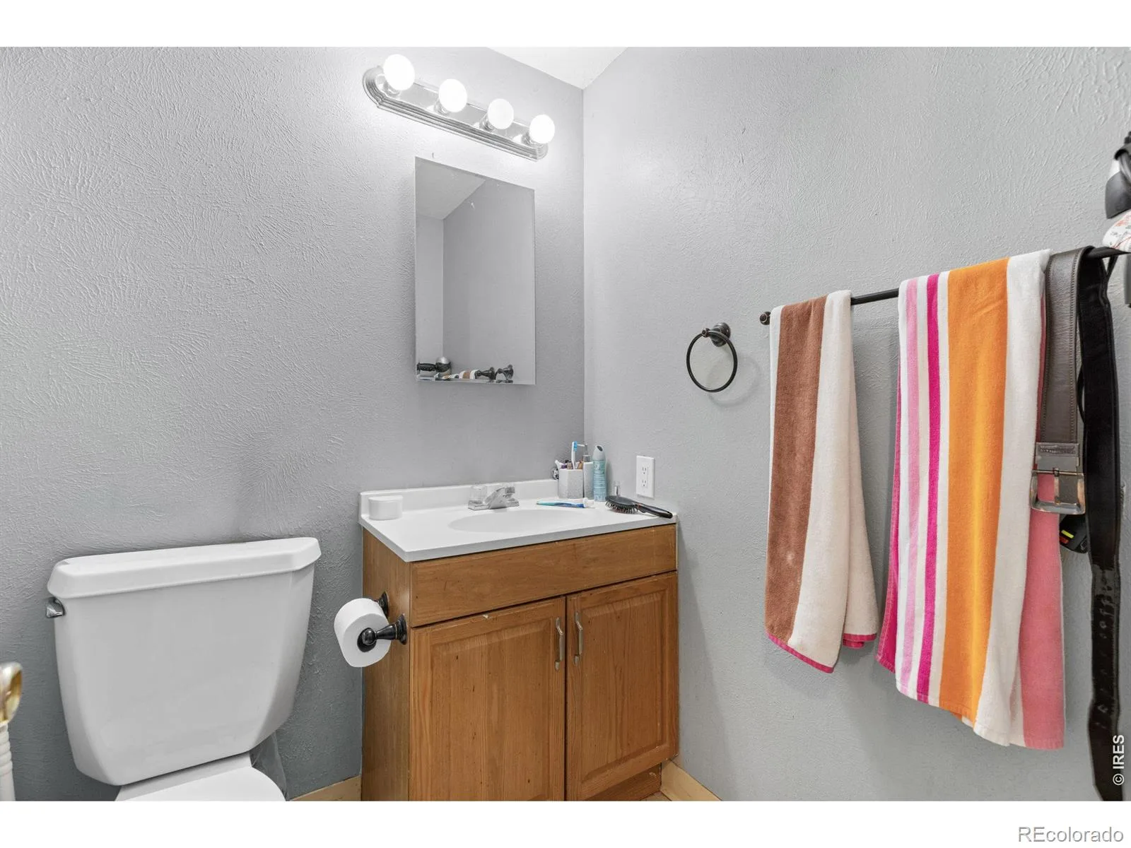 12 Sherman Court Longmont CO 80501 | MLS #RECIR1062493 06232026001829 1600 13