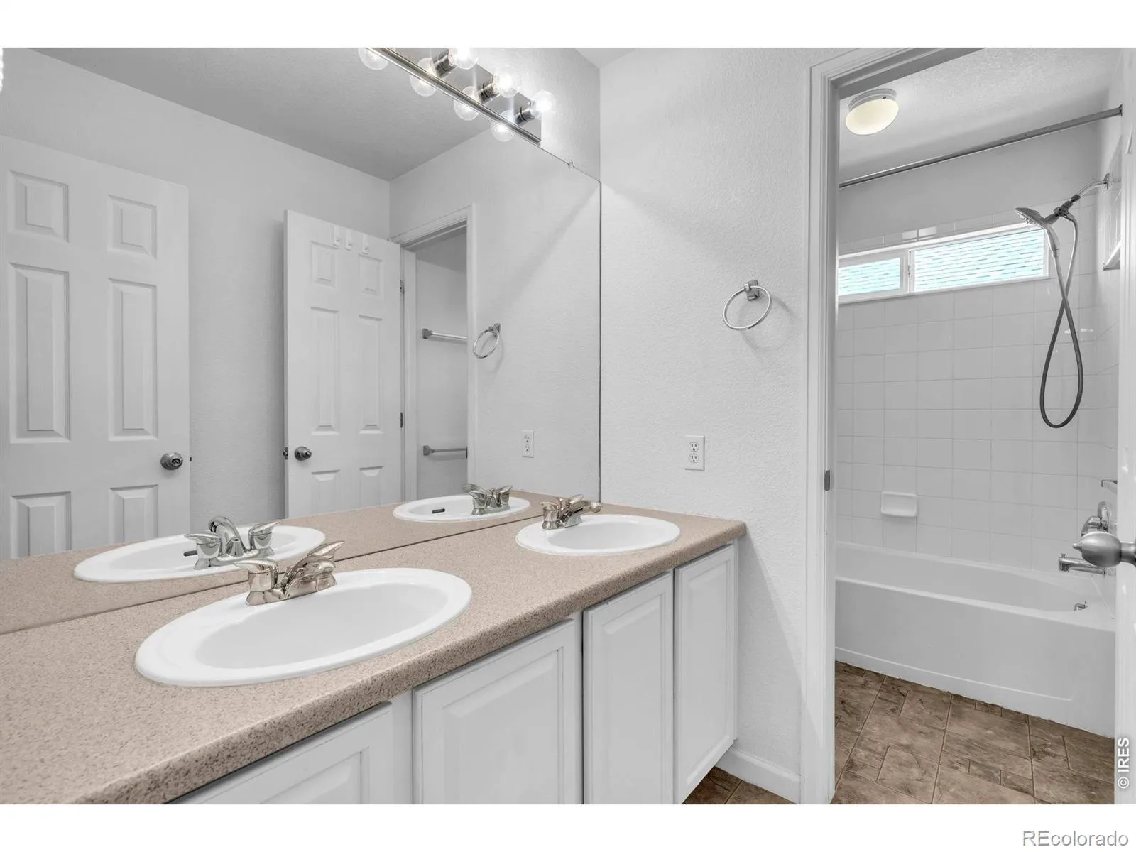 3382 E 123rd Avenue Thornton CO 80241 | MLS #REC7815766 08282026202220 1600 34