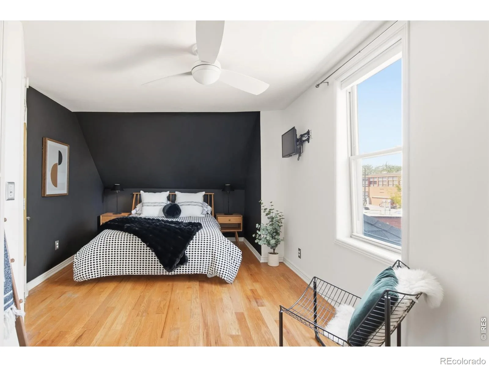 3015 California Street Denver CO 80205 MLS #RECIR1062709 07012026210017 1600 23