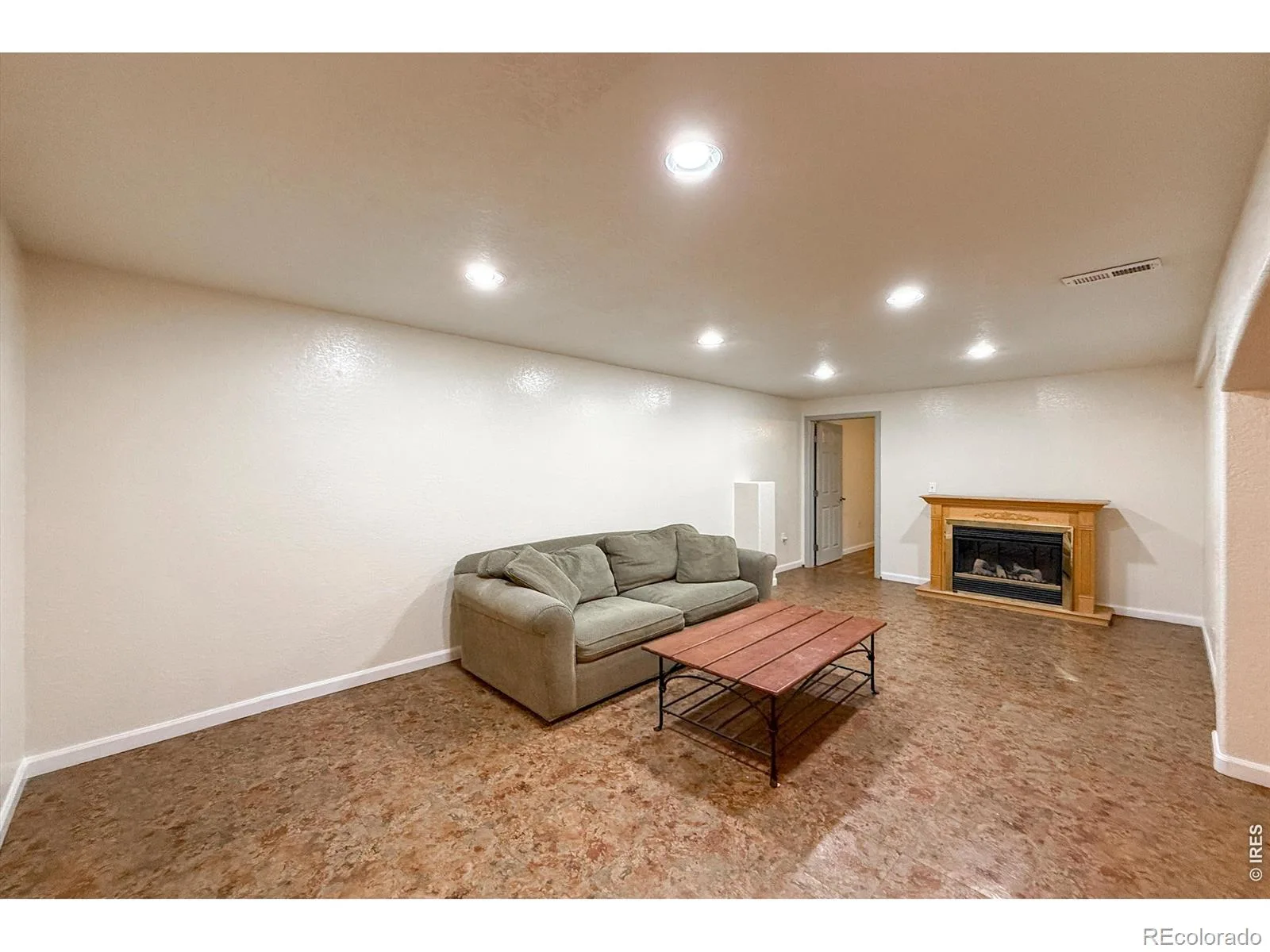 1739 Shavano Street Longmont CO 80504 | MLS #RECIR1062828 08282026003901 1600 25