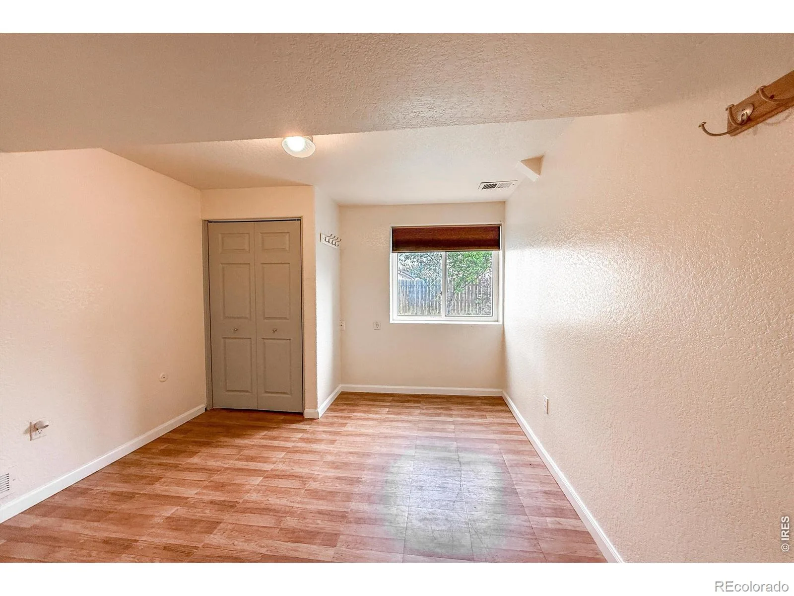 1739 Shavano Street Longmont CO 80504 | MLS #RECIR1062828 08282026003901 1600 37