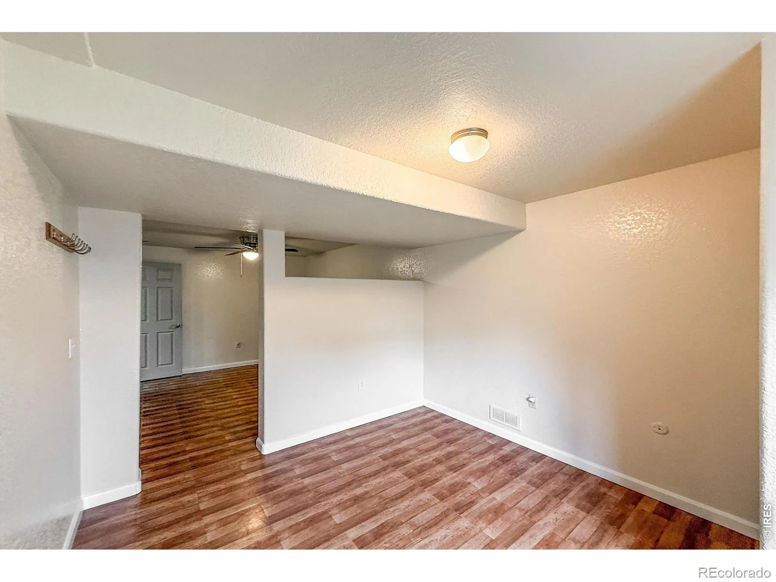 1739 Shavano Street Longmont CO 80504 | MLS #RECIR1062828 08282026003901 1600 38