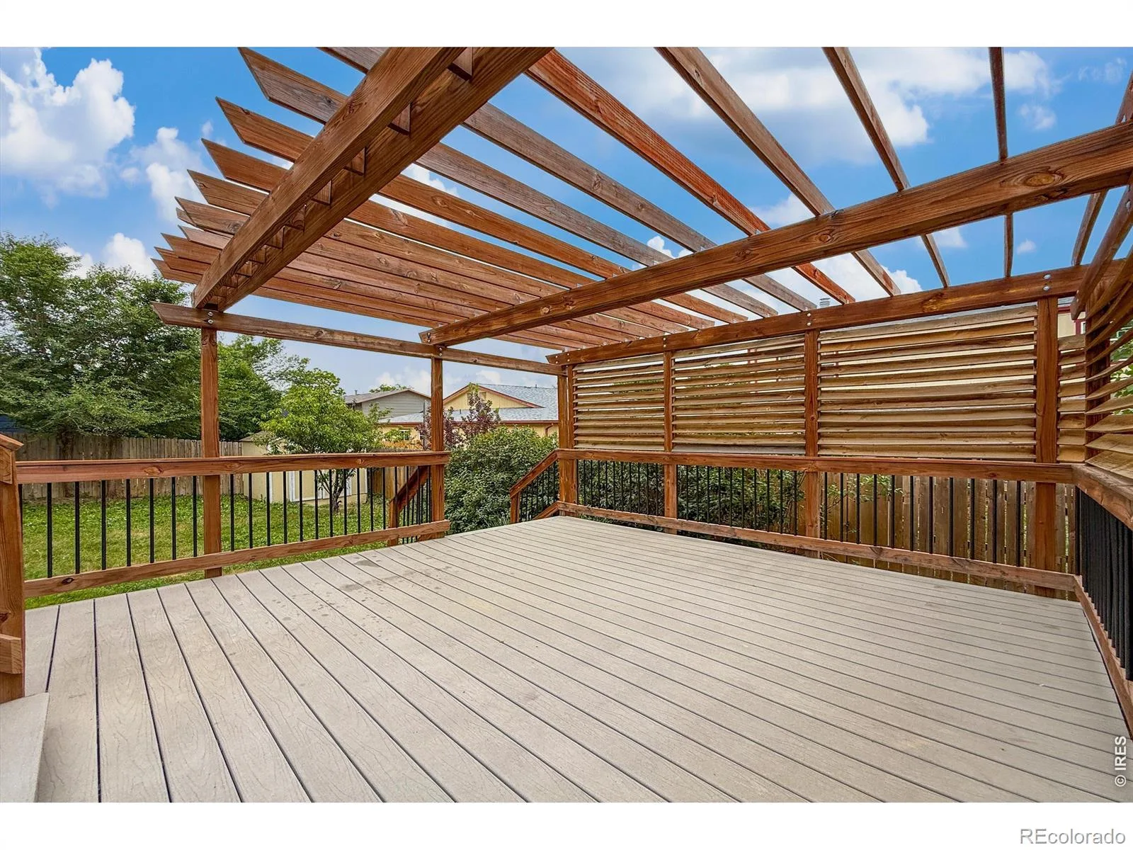 1739 Shavano Street Longmont CO 80504 | MLS #RECIR1062828 08282026003901 1600 43
