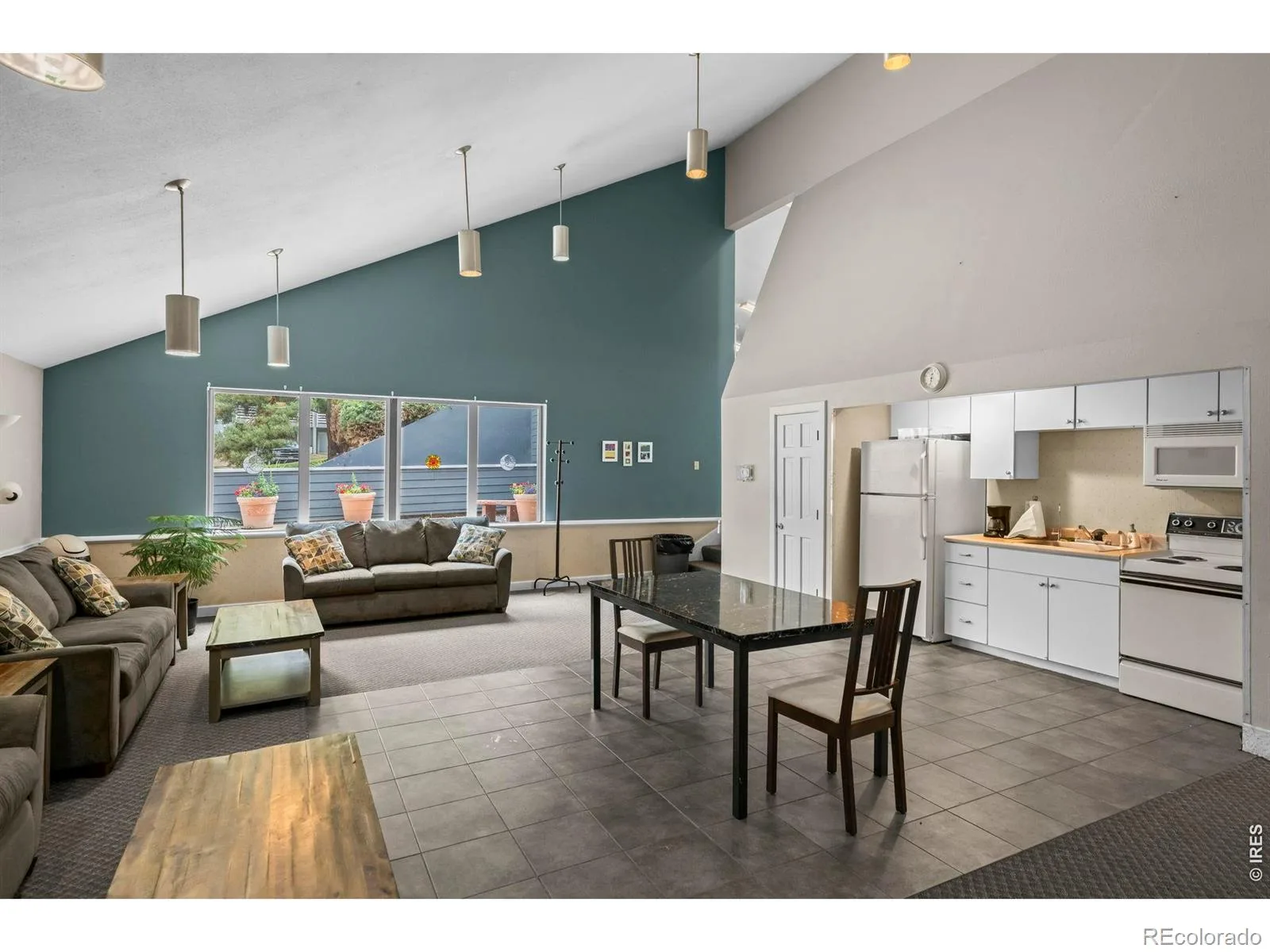 3121 S Tamarac Drive #106 #K Denver CO 80231 | MLS #RECIR1062835 08182026004238 1600 14
