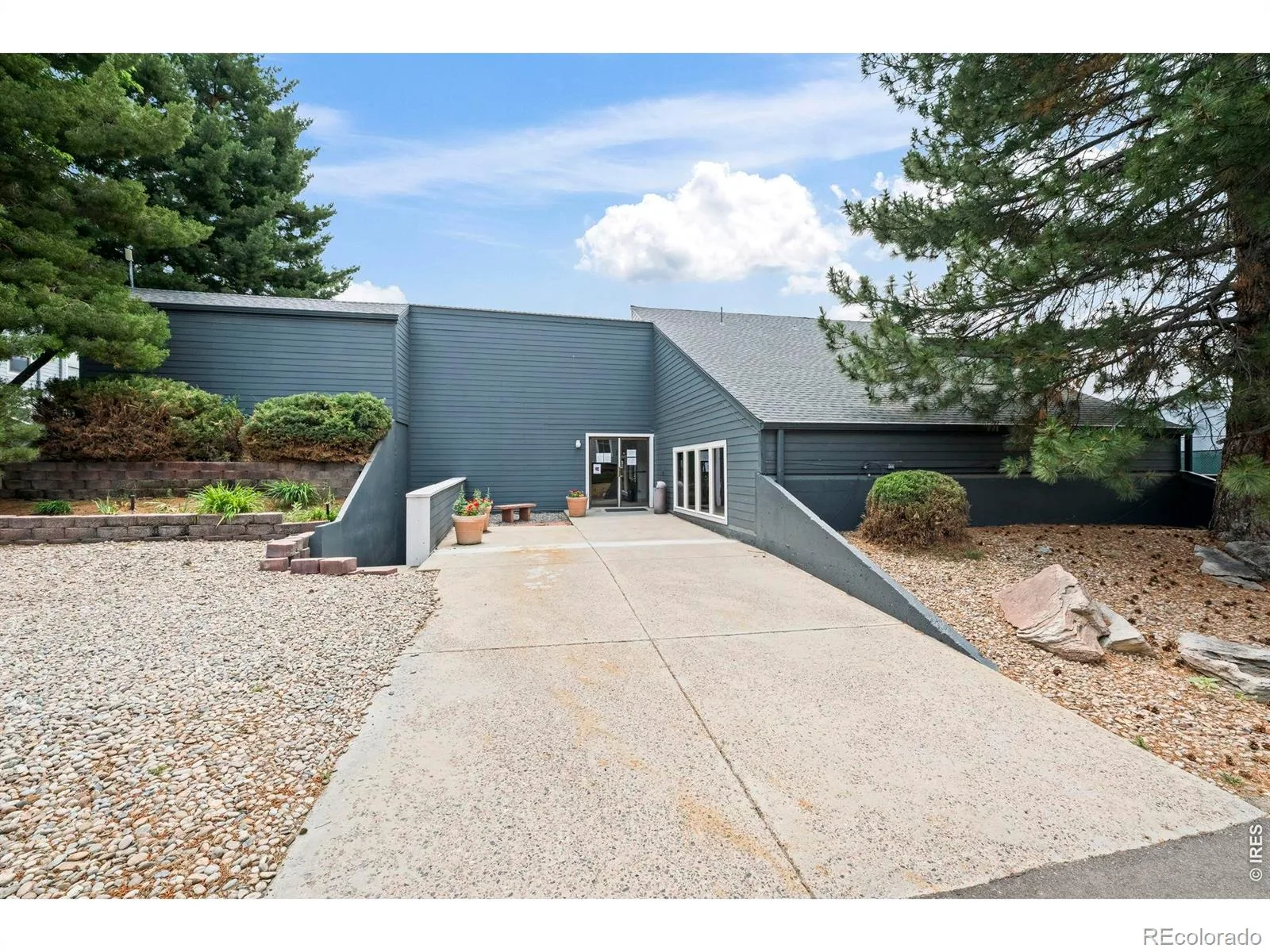 3121 S Tamarac Drive #106 #K Denver CO 80231 | MLS #RECIR1062835 08182026004238 1600 16