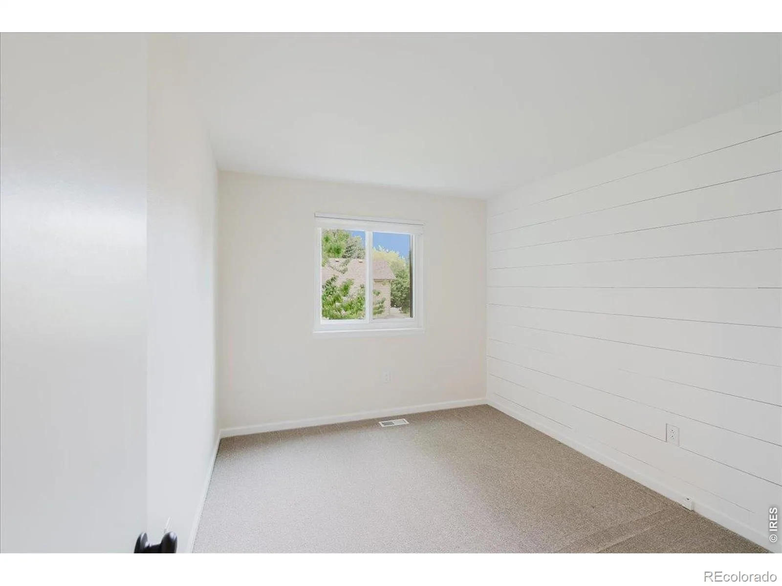 8433 Tabor Circle Arvada CO 80005 MLS #RECIR1062852 06272026005258 1600 18