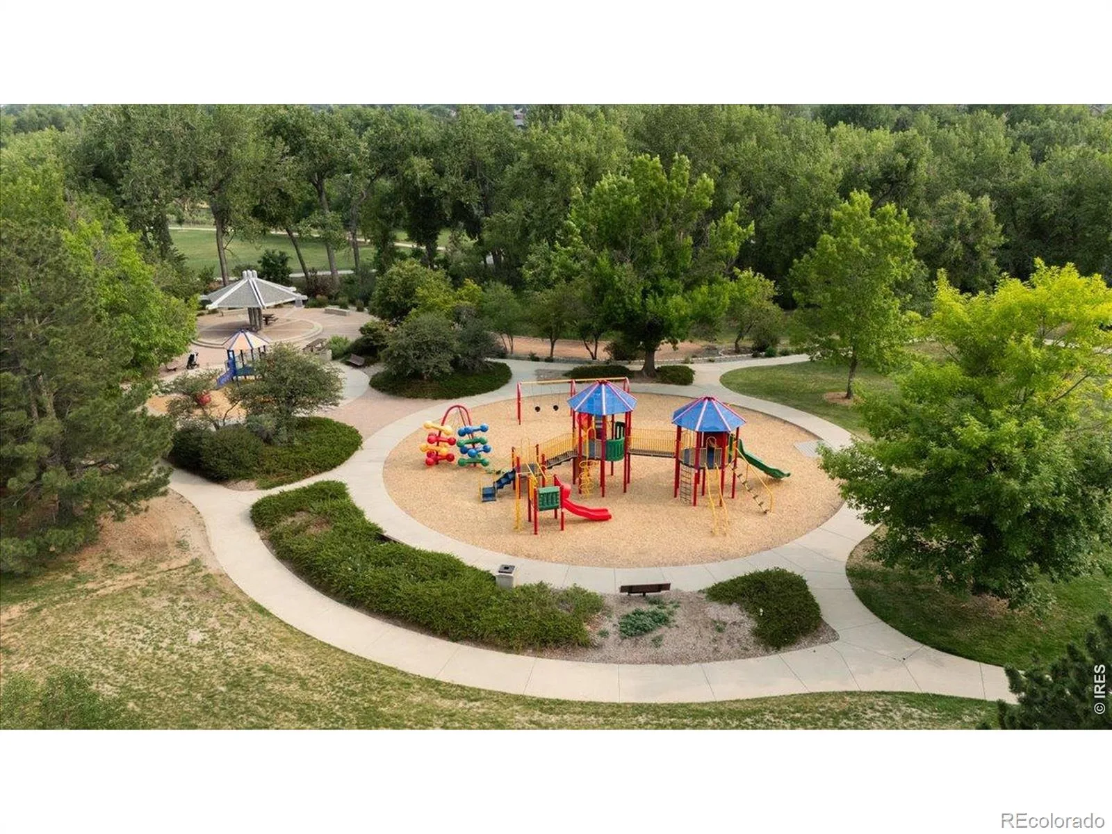 8433 Tabor Circle Arvada CO 80005 MLS #RECIR1062852 06272026005258 1600 34