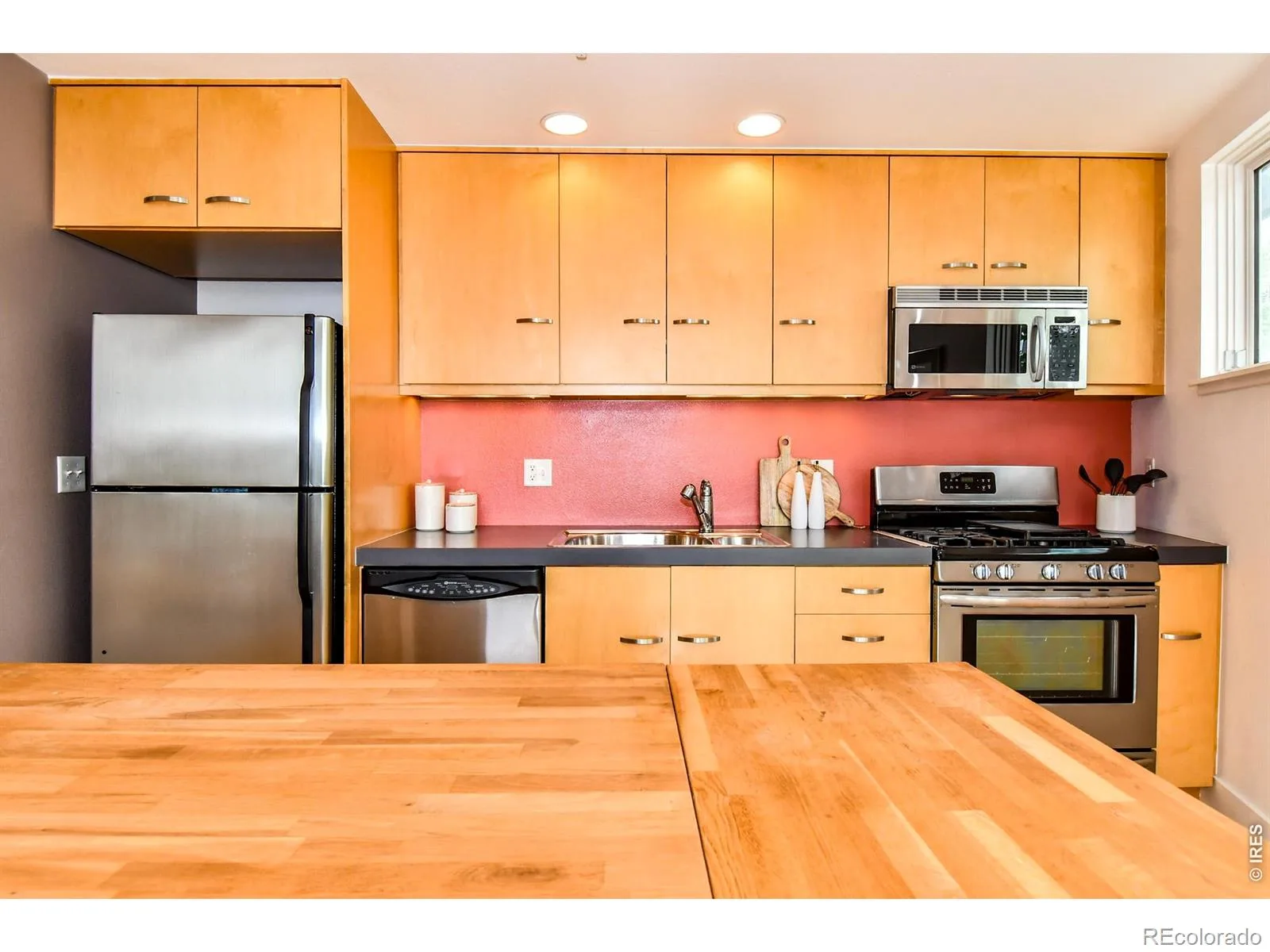 2017 100 Year Party Court #3 Longmont CO 80504 | MLS #RECIR1062867 08232026192651 1600 6