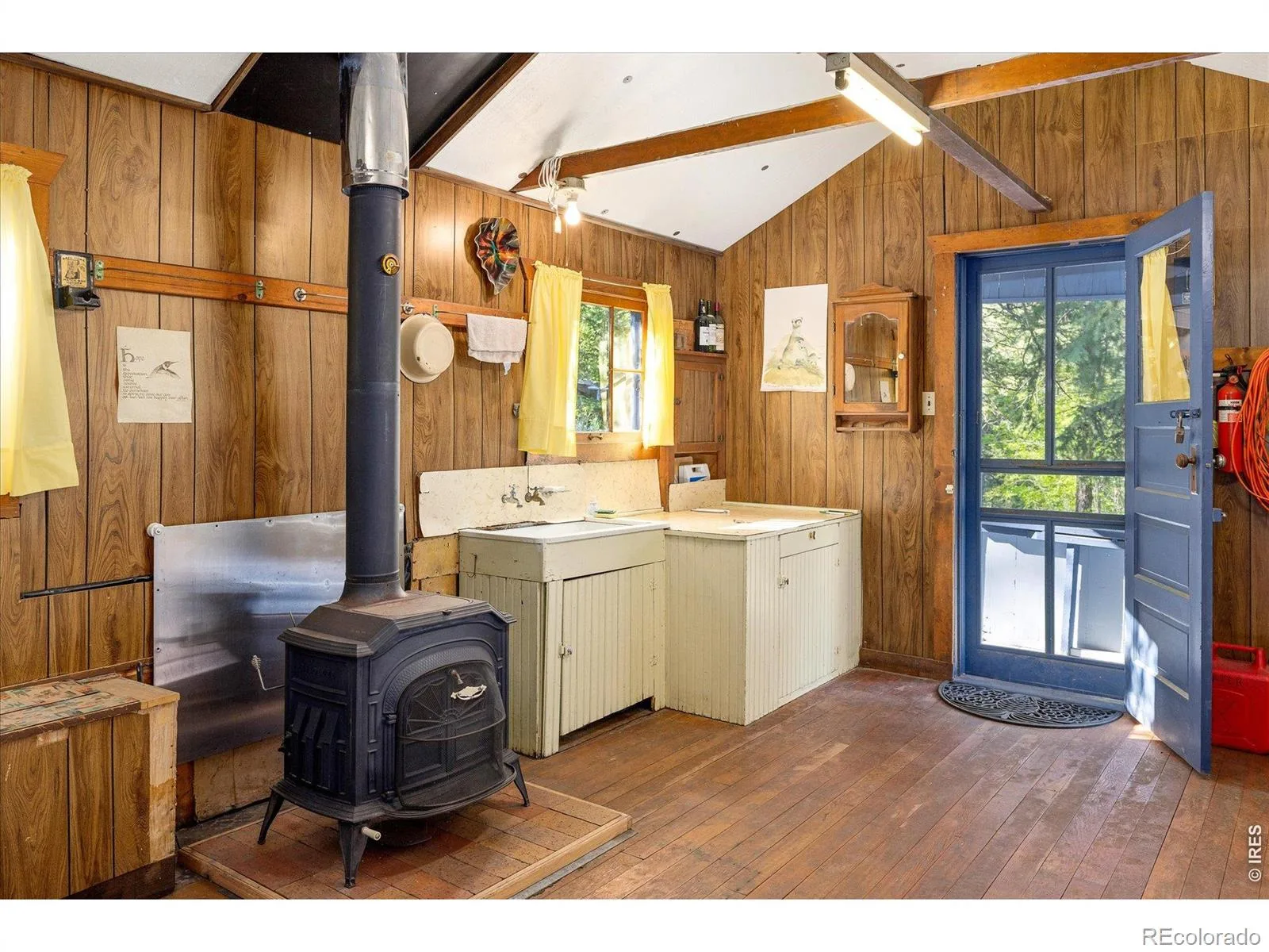 10763 Twin Spruce Road Golden CO 80403 | MLS #RECIR1062966 06282026173456 1600 17