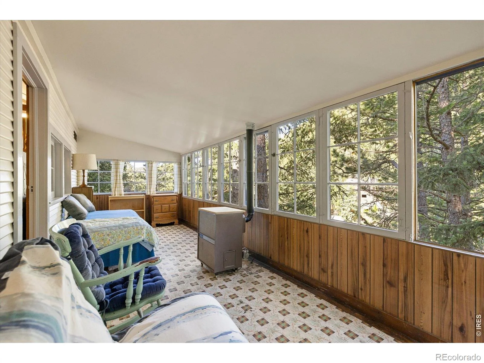10763 Twin Spruce Road Golden CO 80403 | MLS #RECIR1062966 06282026173456 1600 21